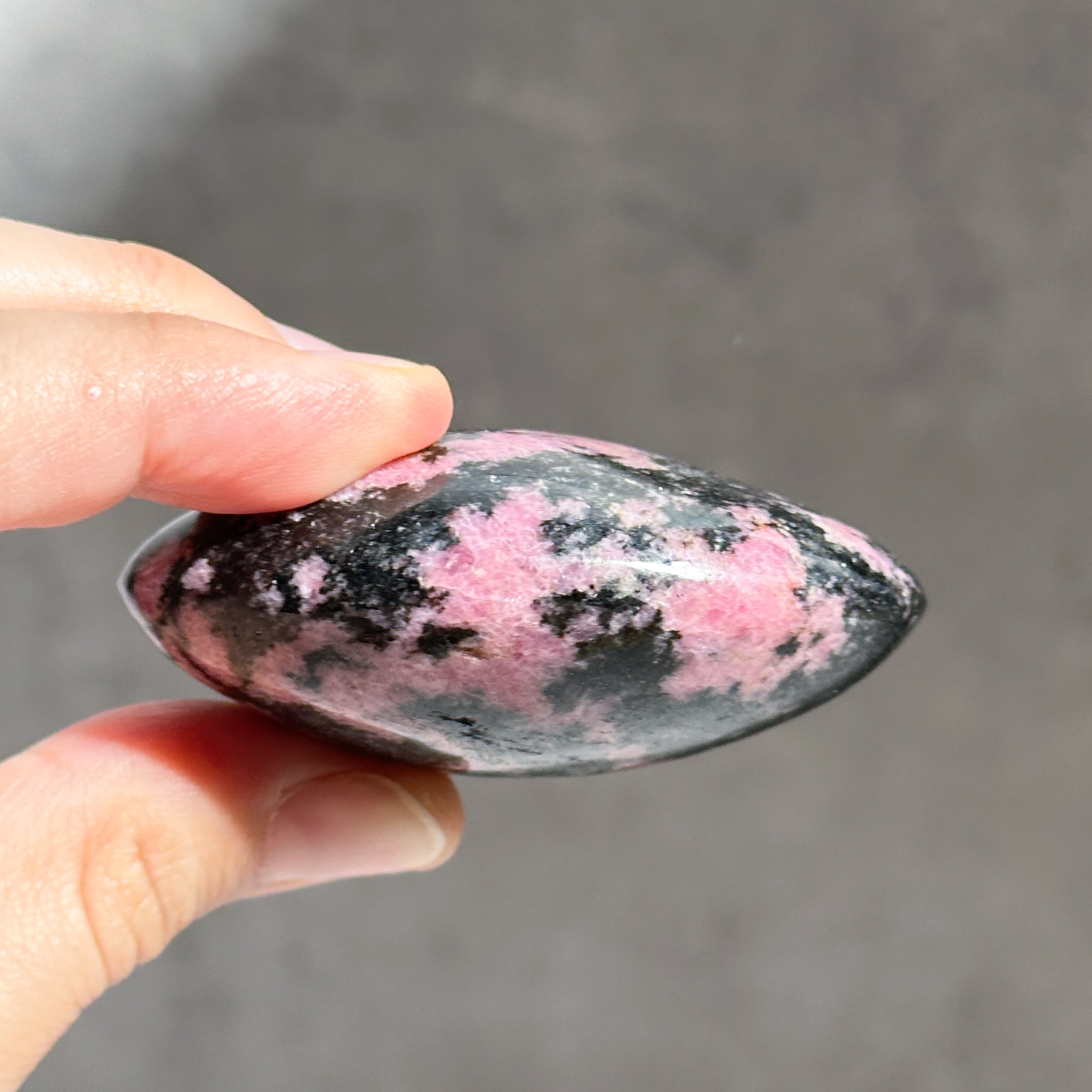 ロードナイト パームストーン31◇ Rhodonite ◇パワーストーン・天然石