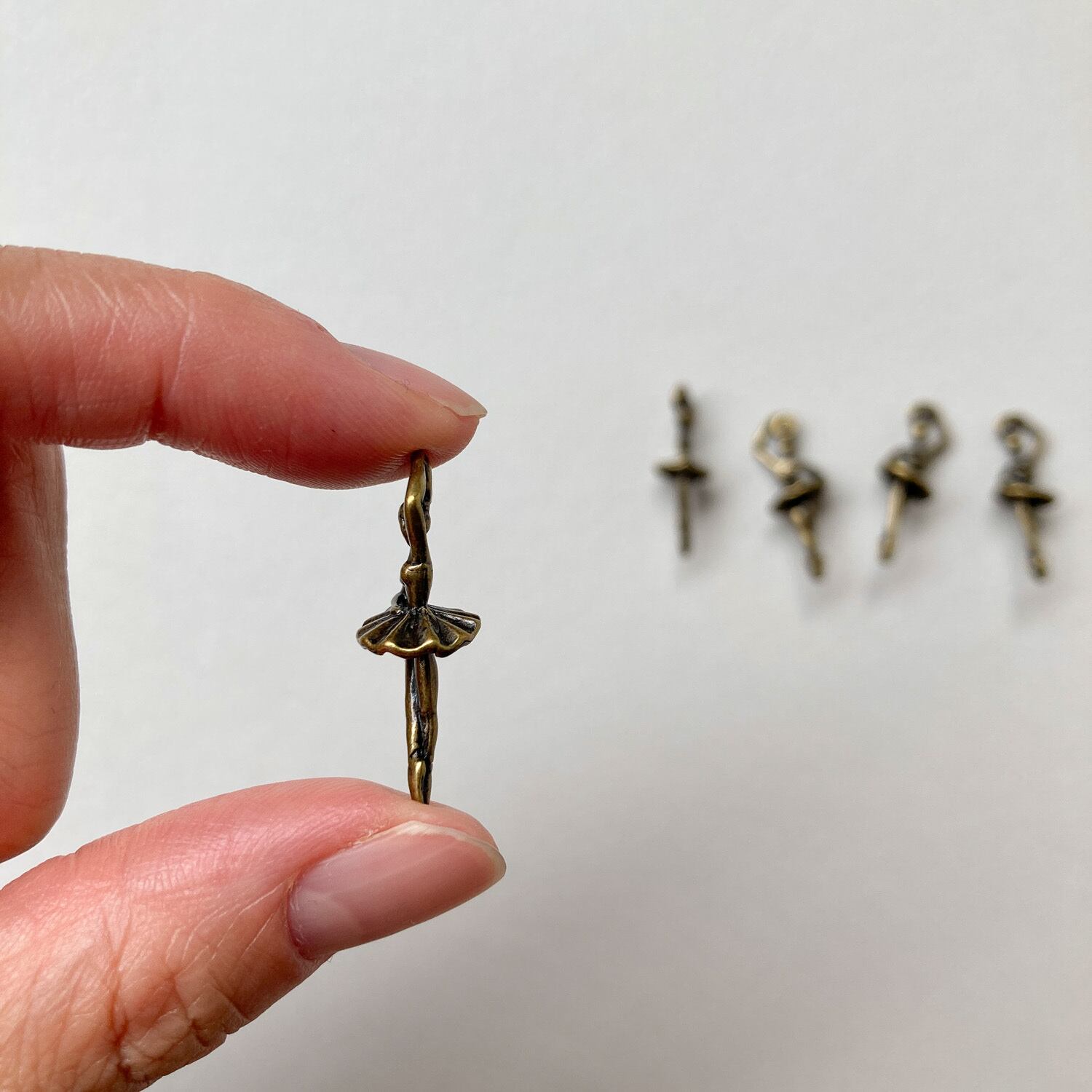 アンティーク風 チュチュ立体バレリーナチャーム | Dua-アクセサリー