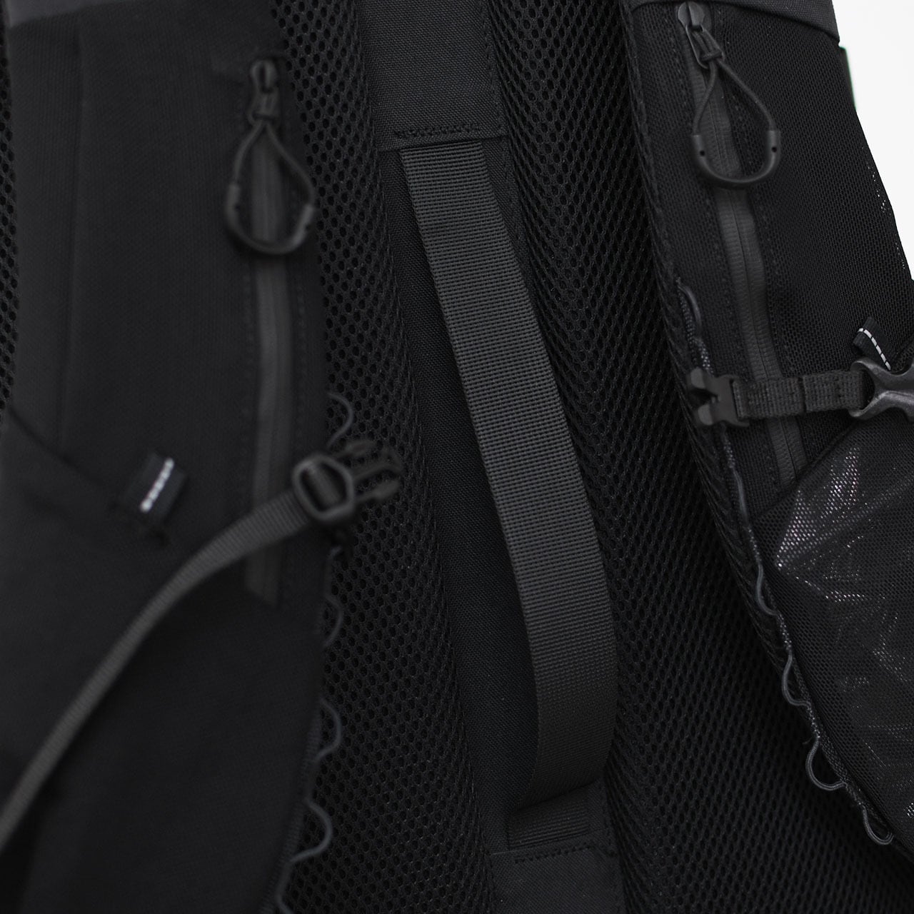 CMF OUTDOOR GARMENT [コムフィアウトドアガーメント] BACKPACKERZ 32