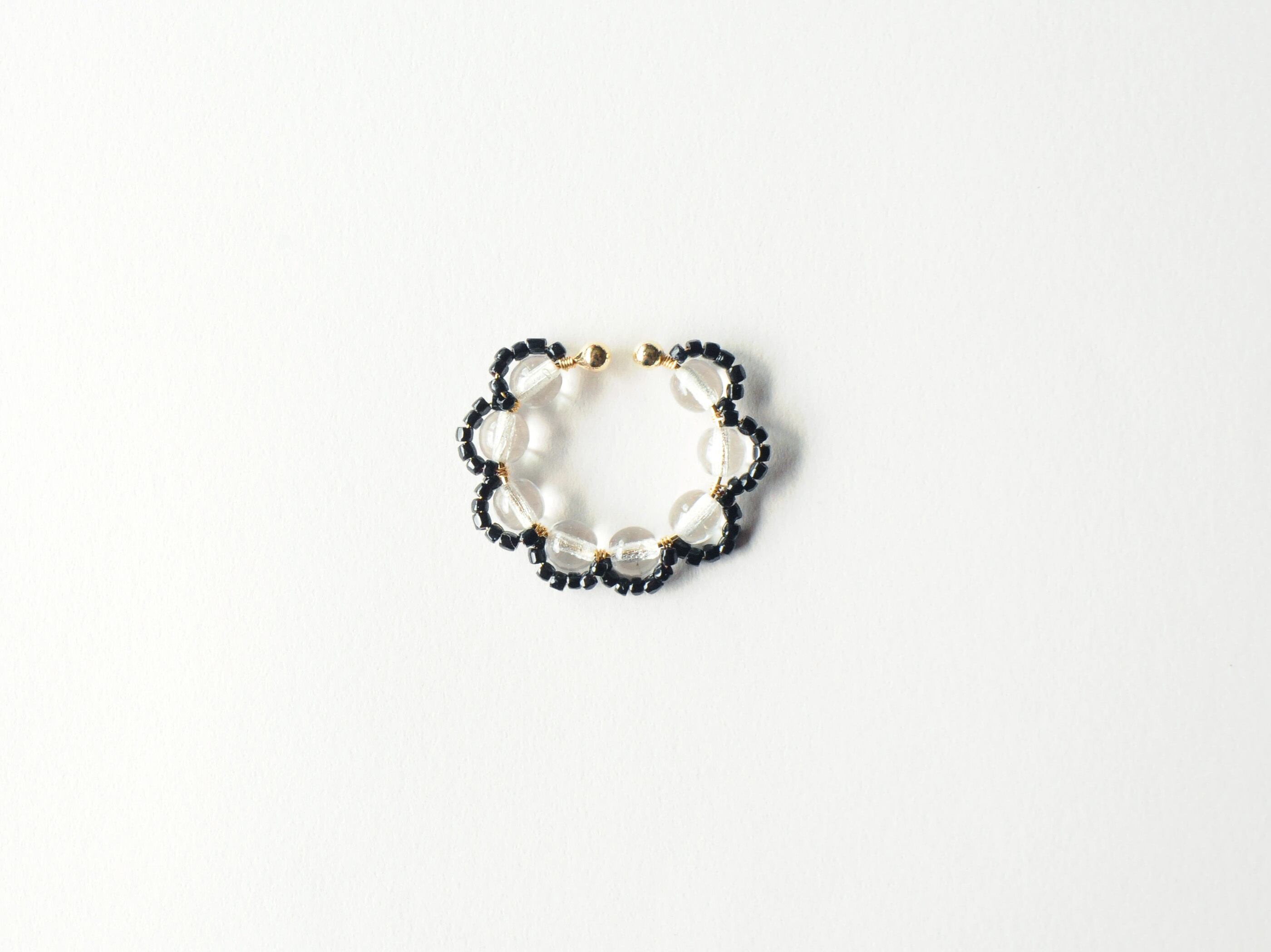 ＜Rollo～イロヅクビジュー～＞イヤーカフ『shizuku × kuro』