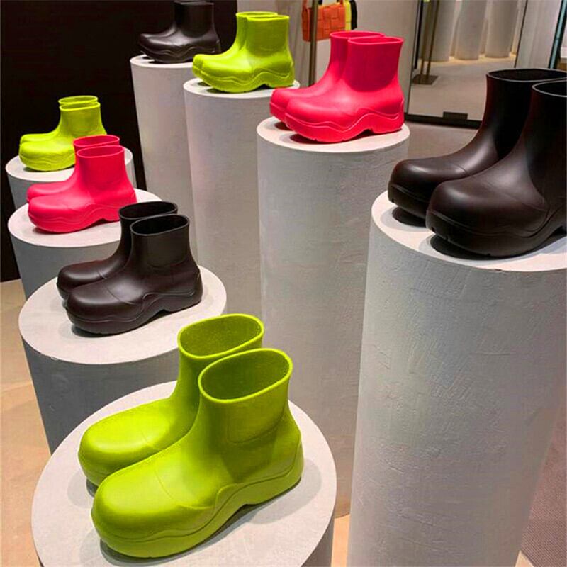 【新作】【送料無料】 防水靴レディースラウンドトゥミッドスリーブショートブーツプラスビッグトゥシューズレディースブーツファッションレインブーツ ラウンドトー 10b376891774577