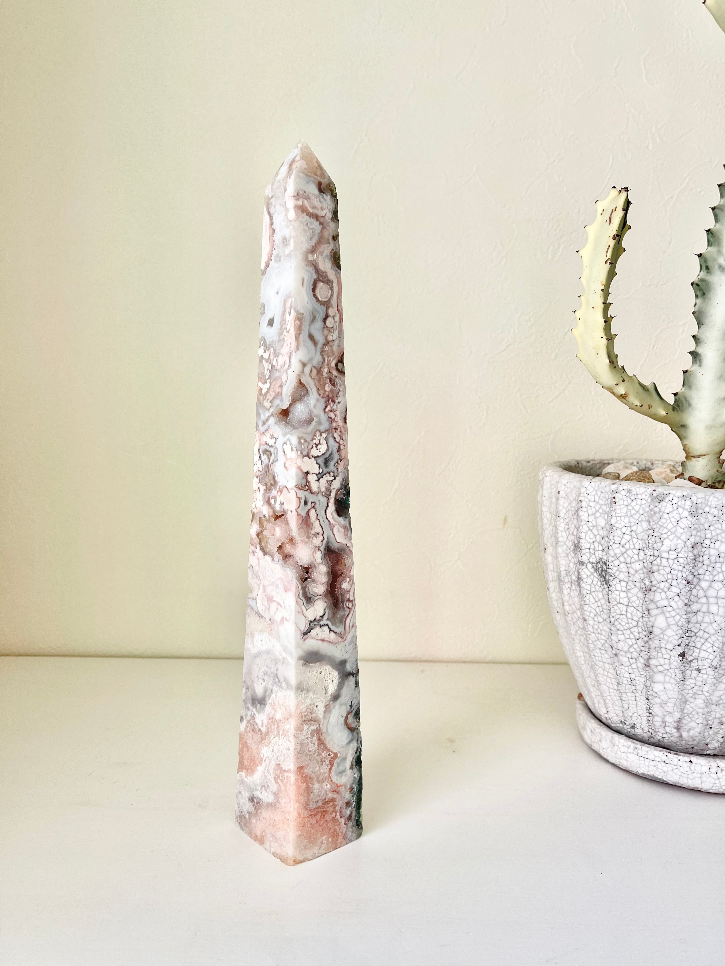 Pink amethyst tower 35cm