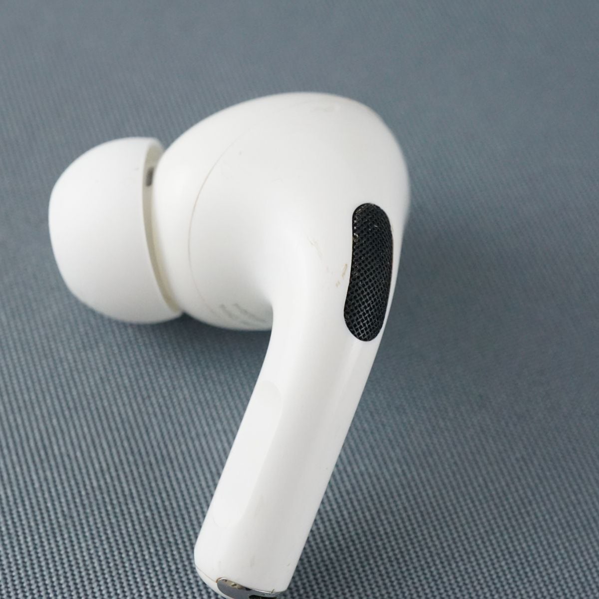 Apple AirPods Pro第1世代 MLWK3J A WHITE