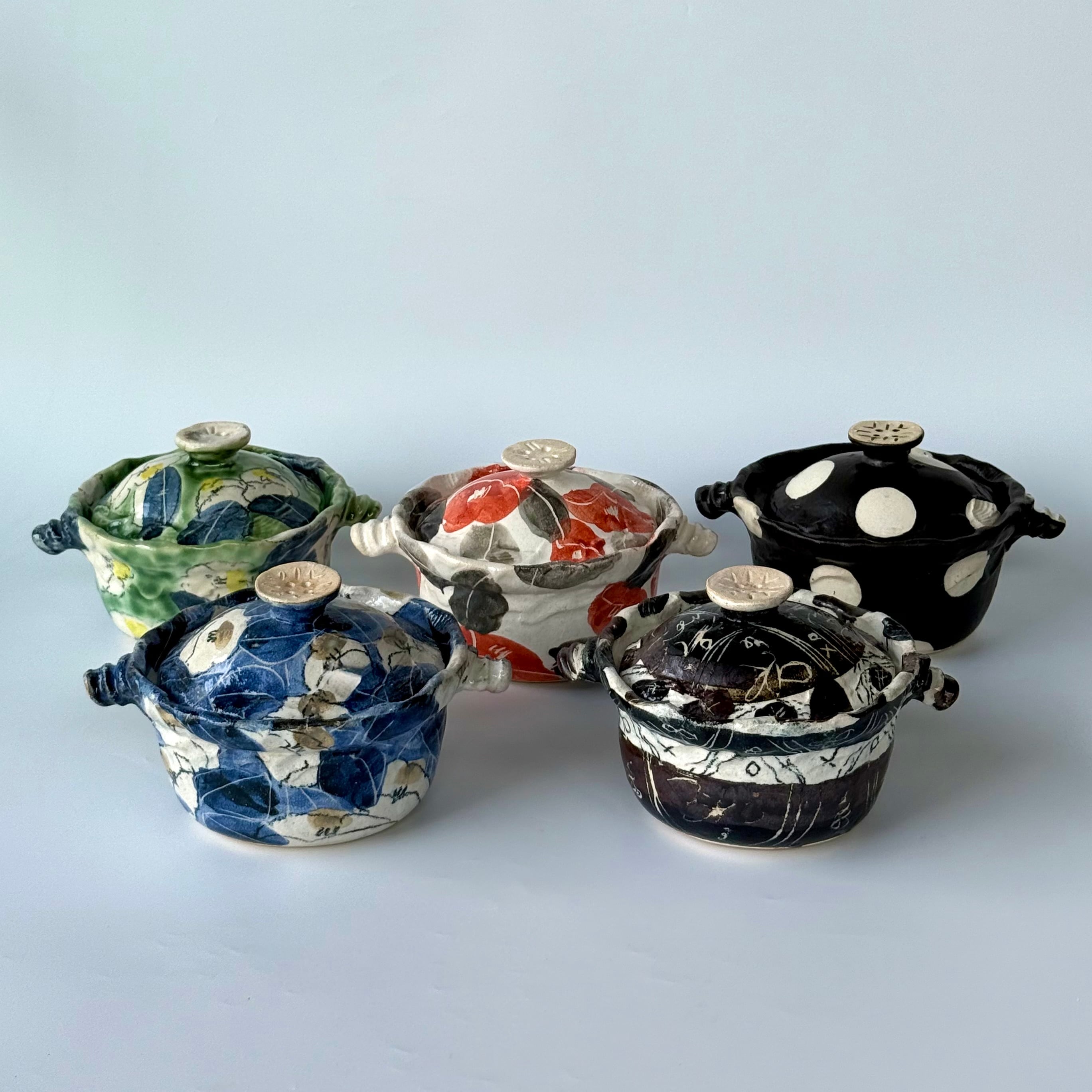 伊集院真理子 土鍋 1合サイズ 白椿 | Lotus roots(ロータスルーツ