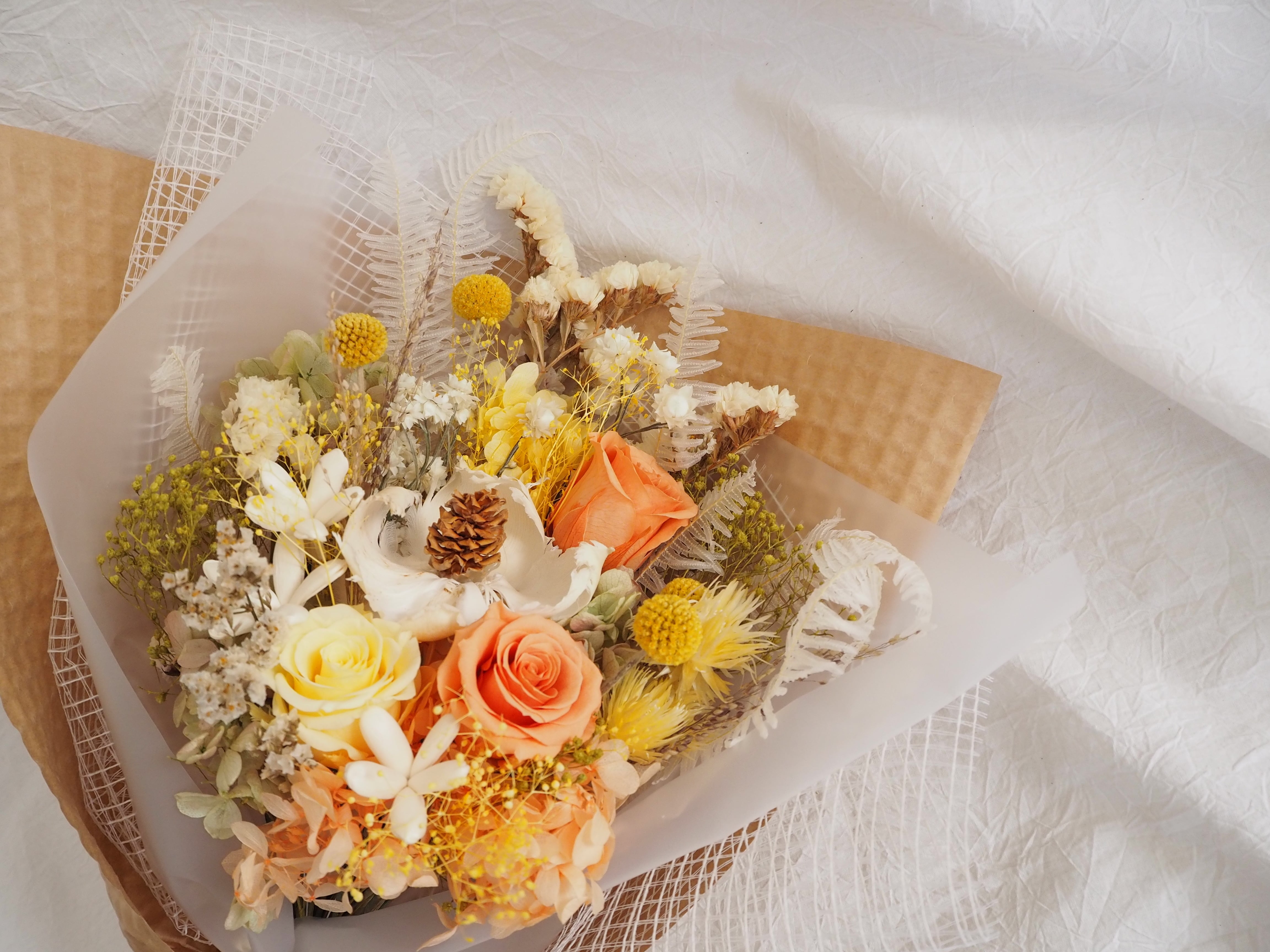 プリザーブドフラワー花束 ヘアアクセ付き プリザーブドフラワー バラの花束｜ティアラ ミニブーケ｜プロポーズ