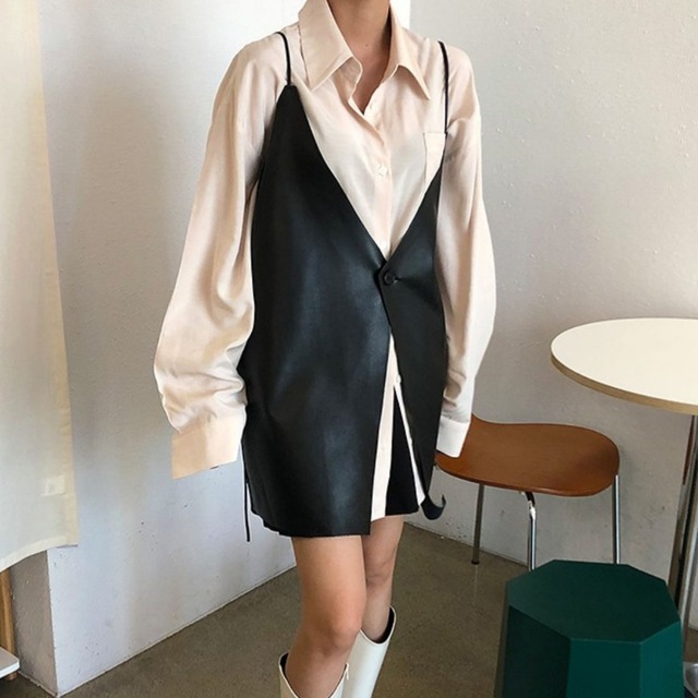 V-Neck Faux Leather Long Vest 00782
