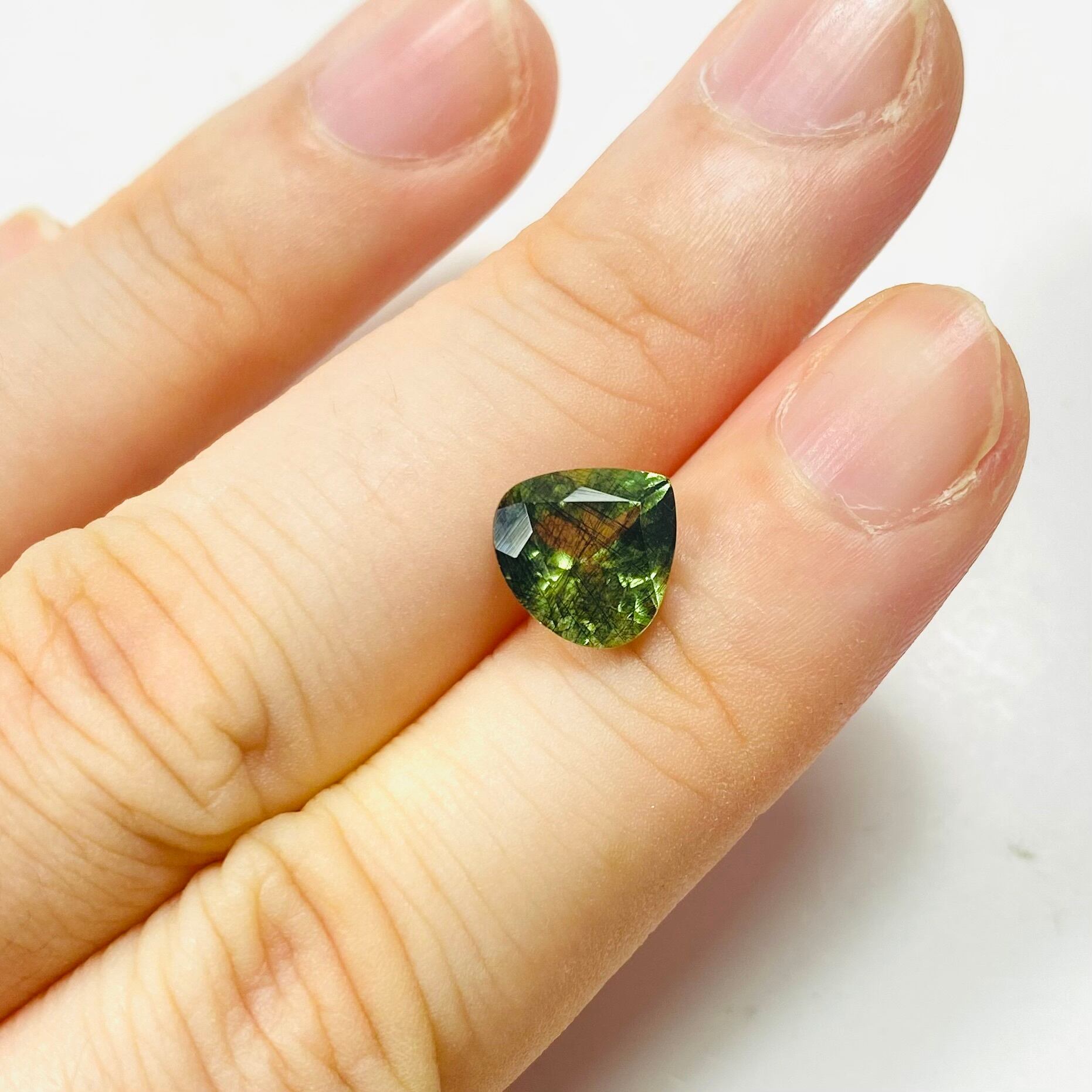 見た目も名前もオサレなルドウィジャイトインペリドット