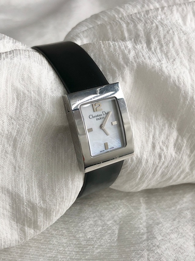 Christian Dior クリスチャン ディオール 腕時計 シルバー 交換ベルト付 ステンレススチール レザー クォーツ D79-109 vintage ヴィンテージ オールド hjjr3z