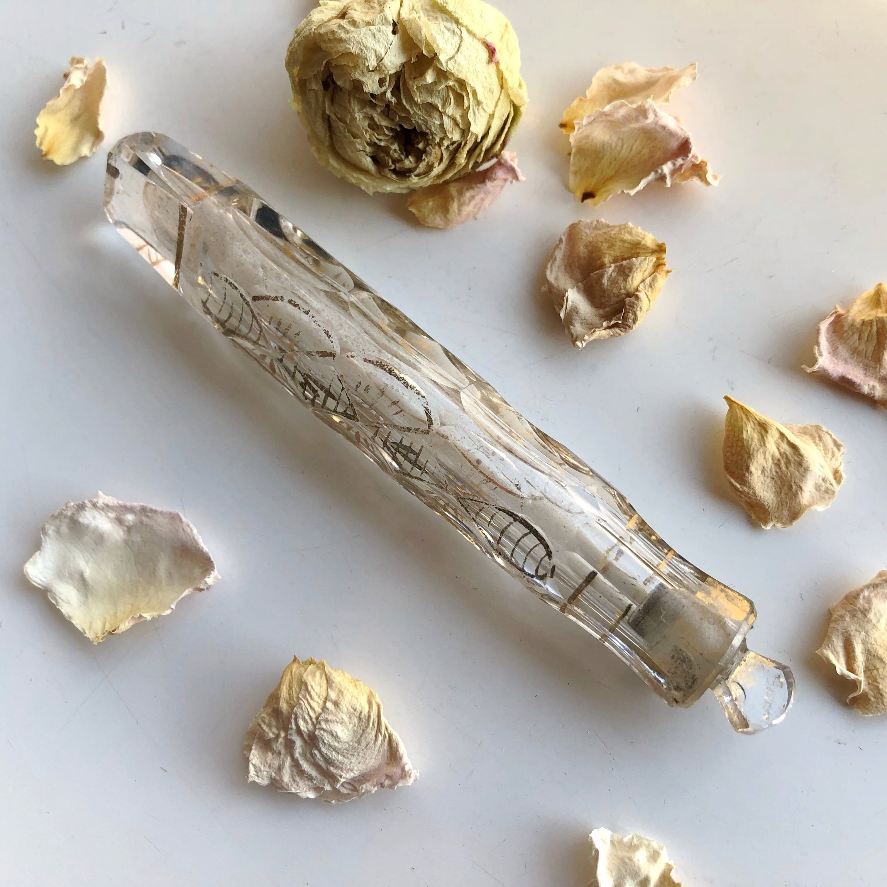 涙壺 ナミダツボ 涙壺 - 耳付型 墨流 | 有田焼(ありたやき)の専門通販 Realita