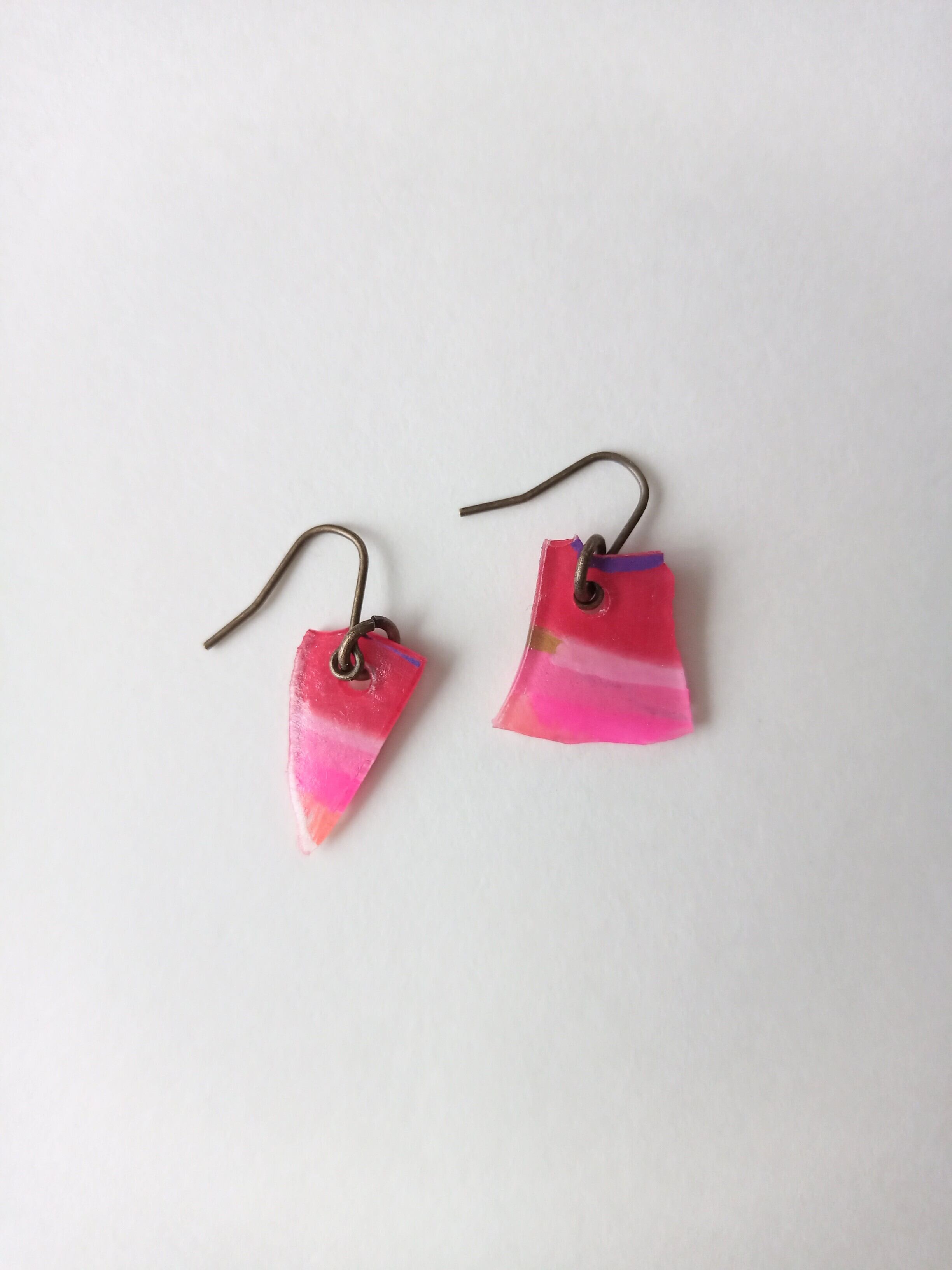 カケラ 揺れるピアス 「モヨウ」