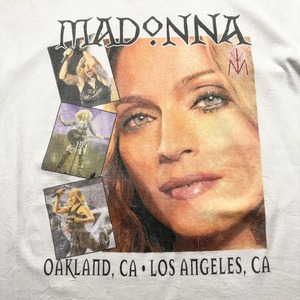 vintage 2001’s MADONNA long sleeves music tee “DROWNED WORLD TOUR”