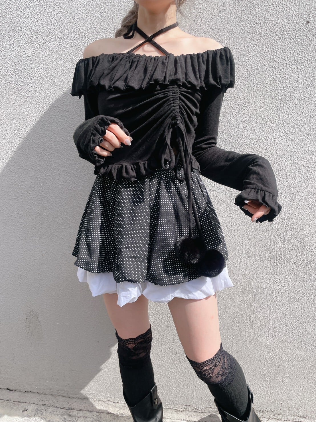 ぽんぽんオフショルトップス | lilLilly official webstore