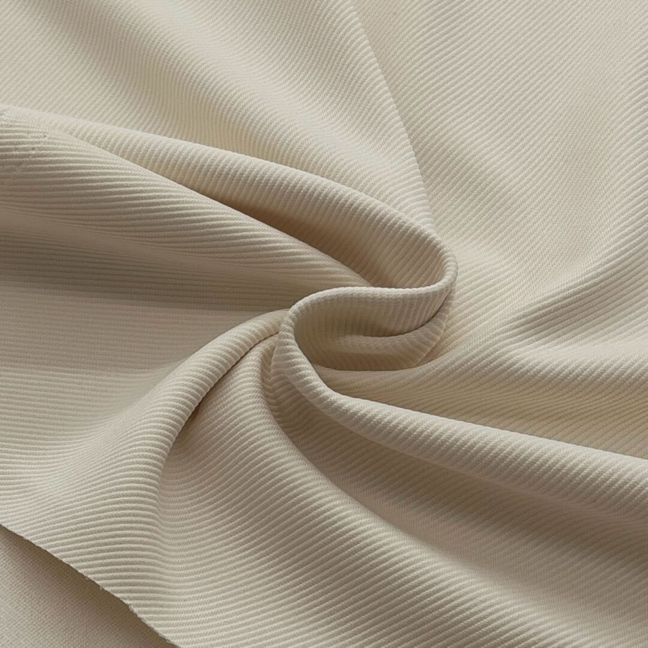 ★AM148◆3.5ｍ◆ラスト1点‼◆綿ポリエステル混ツイルジャージーニット生地◆アイボリー