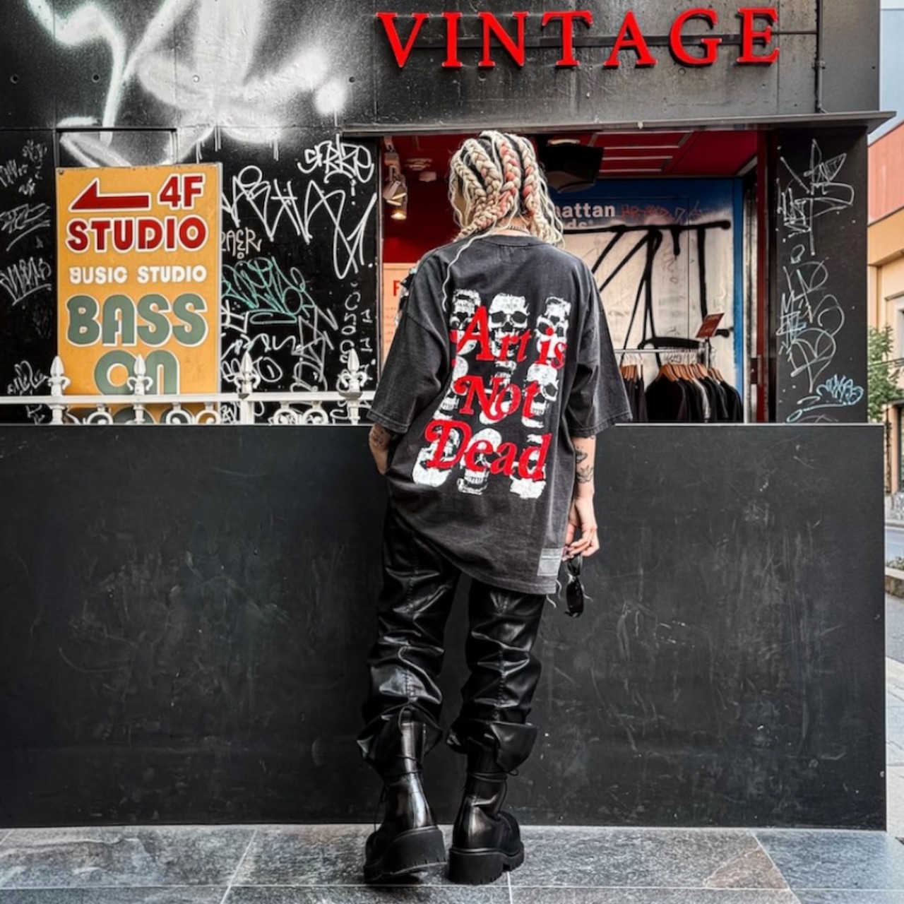 【ZAC∴VARGAS × MAKI Gallery】art is not dead T - 14