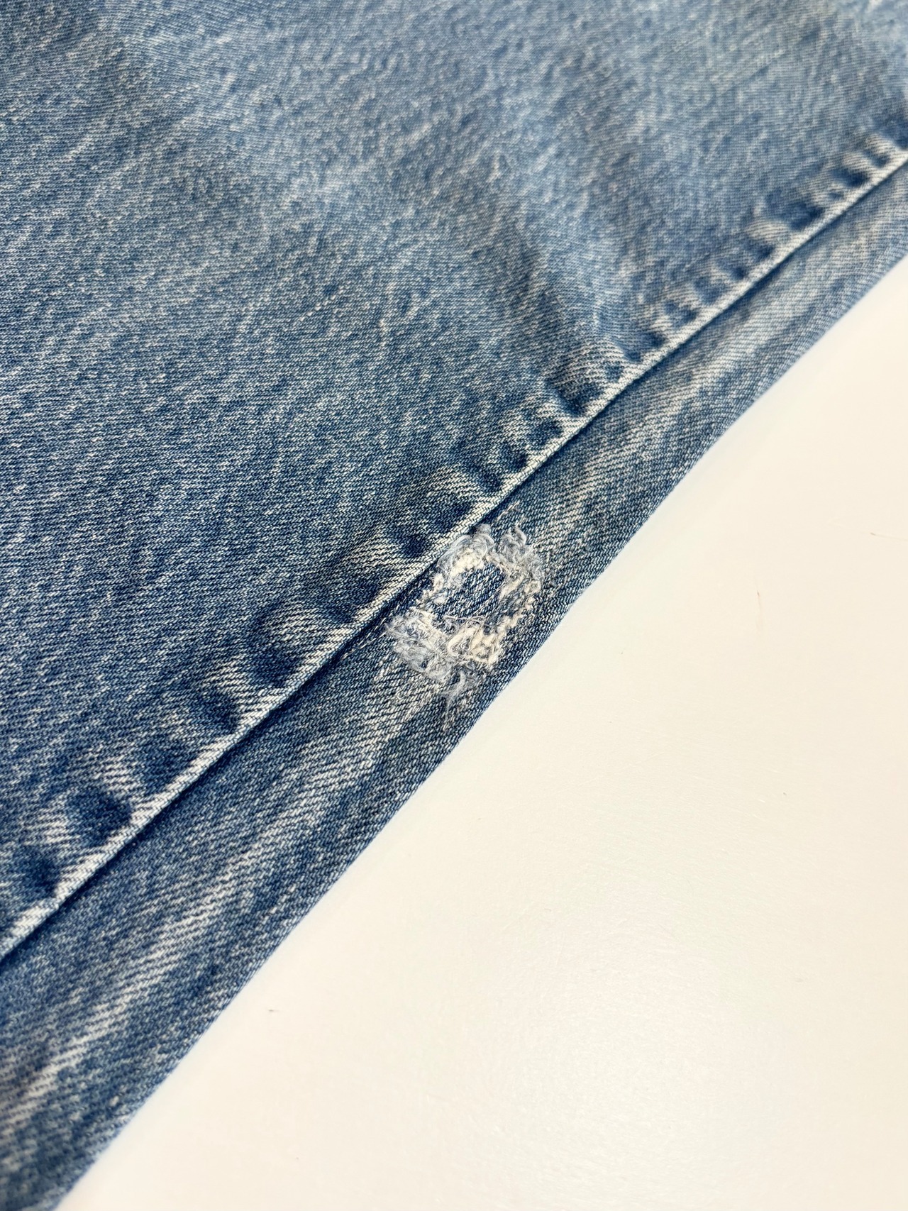 80s Levi’s 646 BELL BOTTOM JEANS MADE IN USA Size W32.5L29.5