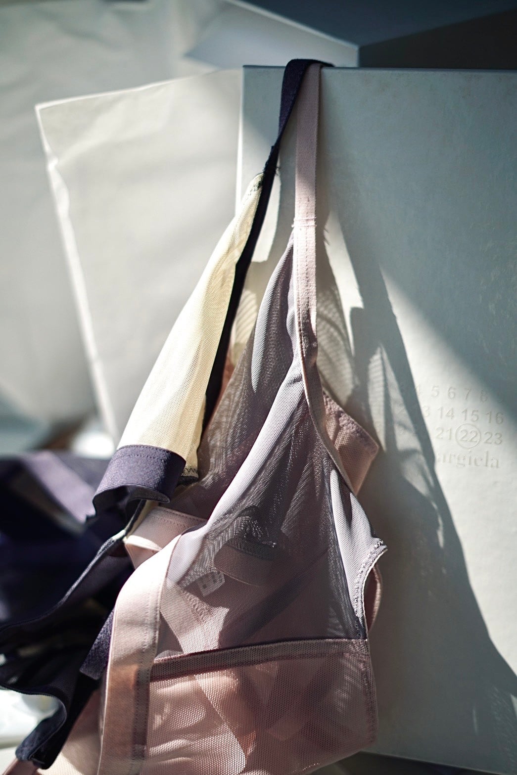 OVERNEATH / NET×BUSTIER (Bustier / 036N) ( Dusty Pink×Grey , Navy