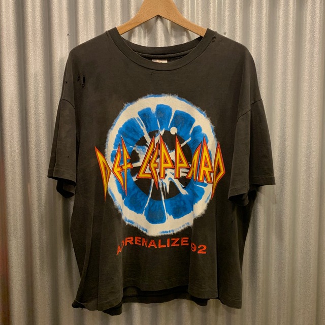Def Leppardデフレパード 90年代 ヴィンテージダメージブラックT-shirts /1220057