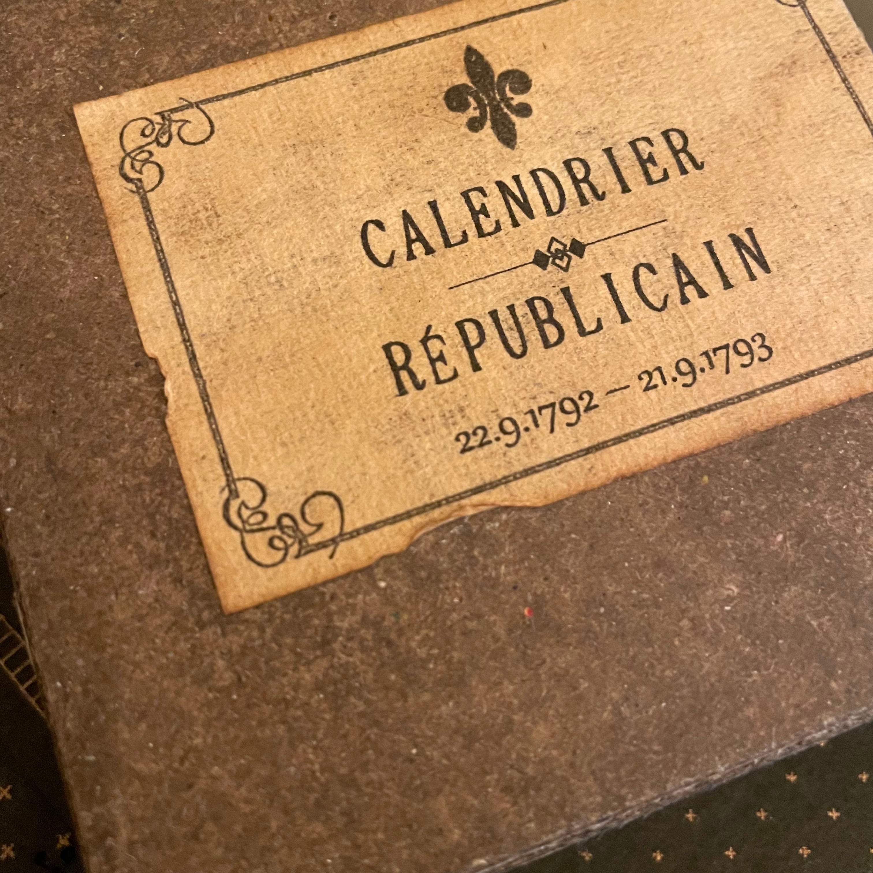 受注製作】コーヒー染めCalendrier Républicain -フランス共和暦