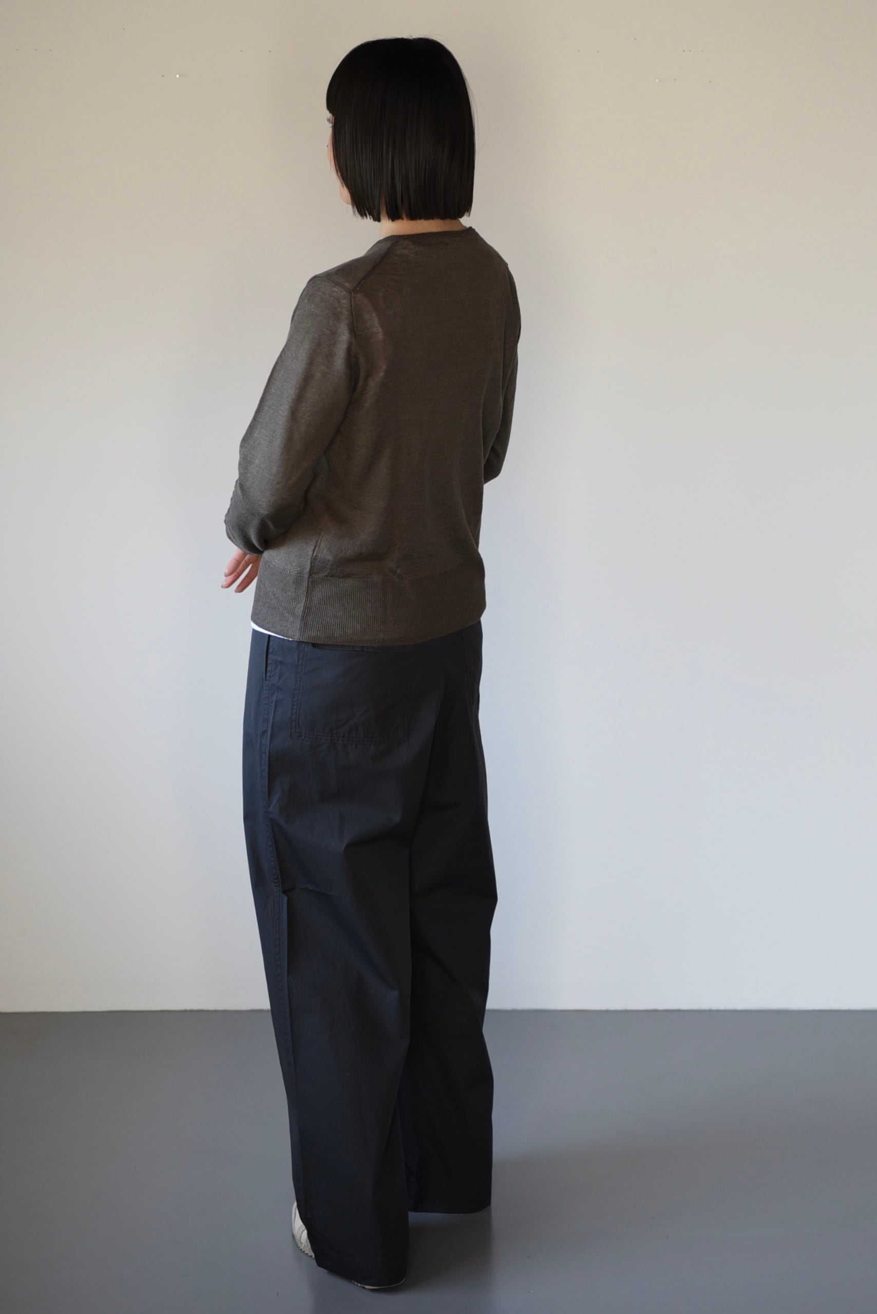 eleven 2nd｜リネンカーディガン｜カーキ | 岡の oka no