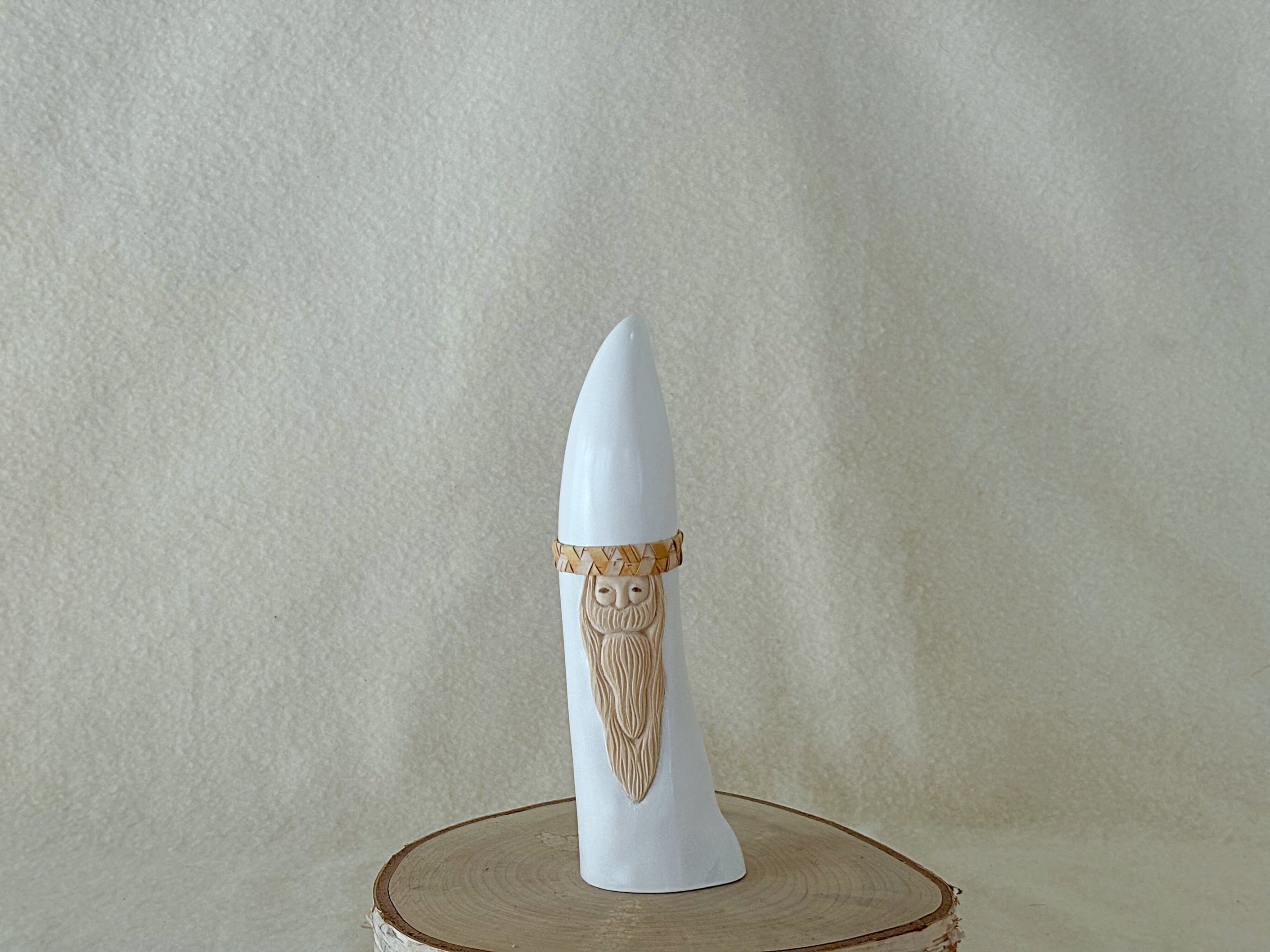 #046 SHIRAKABA SANTA white