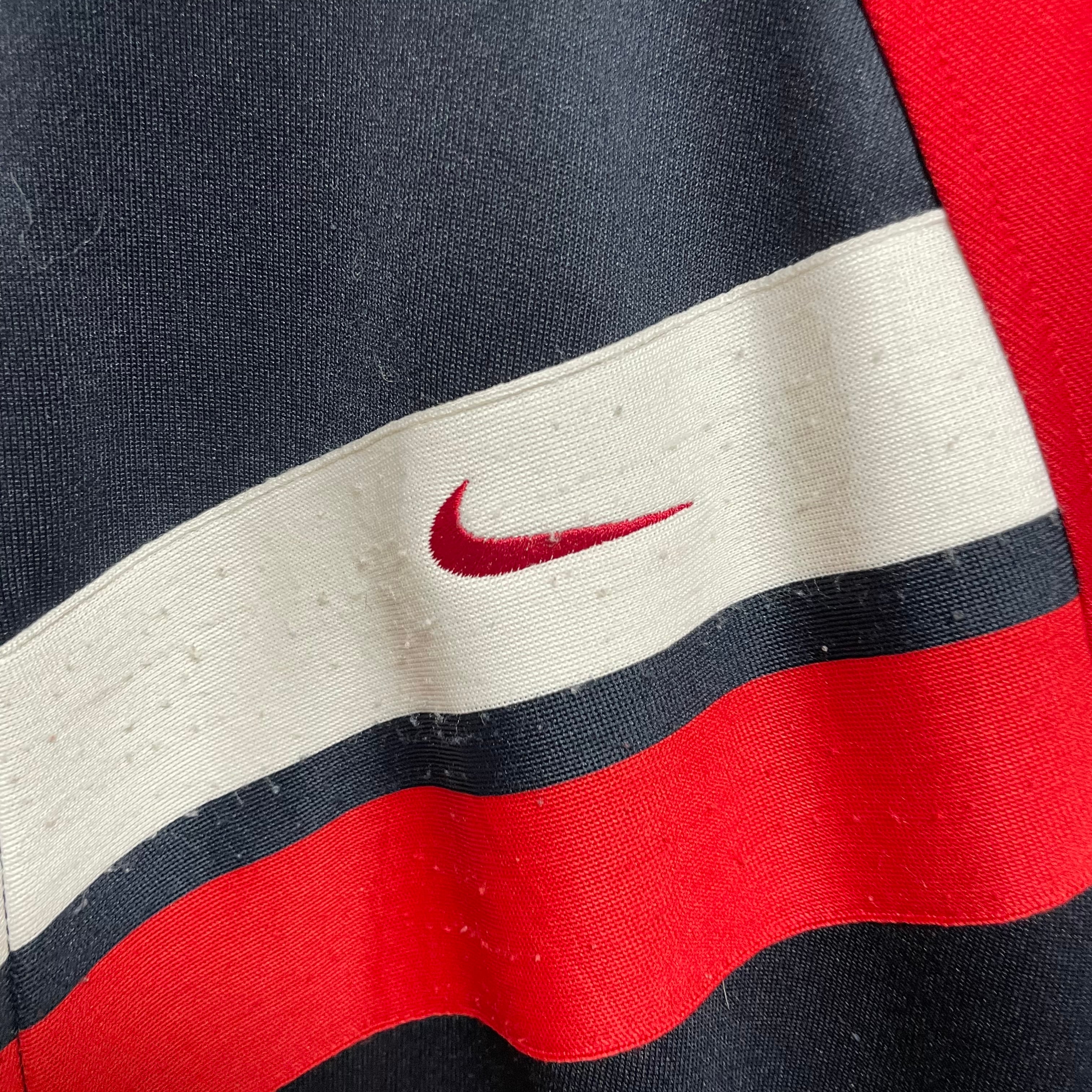 NIKE】ナイキ トラックジャケット ワンポイント刺繍ロゴ | Ricky NIKE】ナイキ トラックジャケット ワンポイント刺繍ロゴ | Ricky