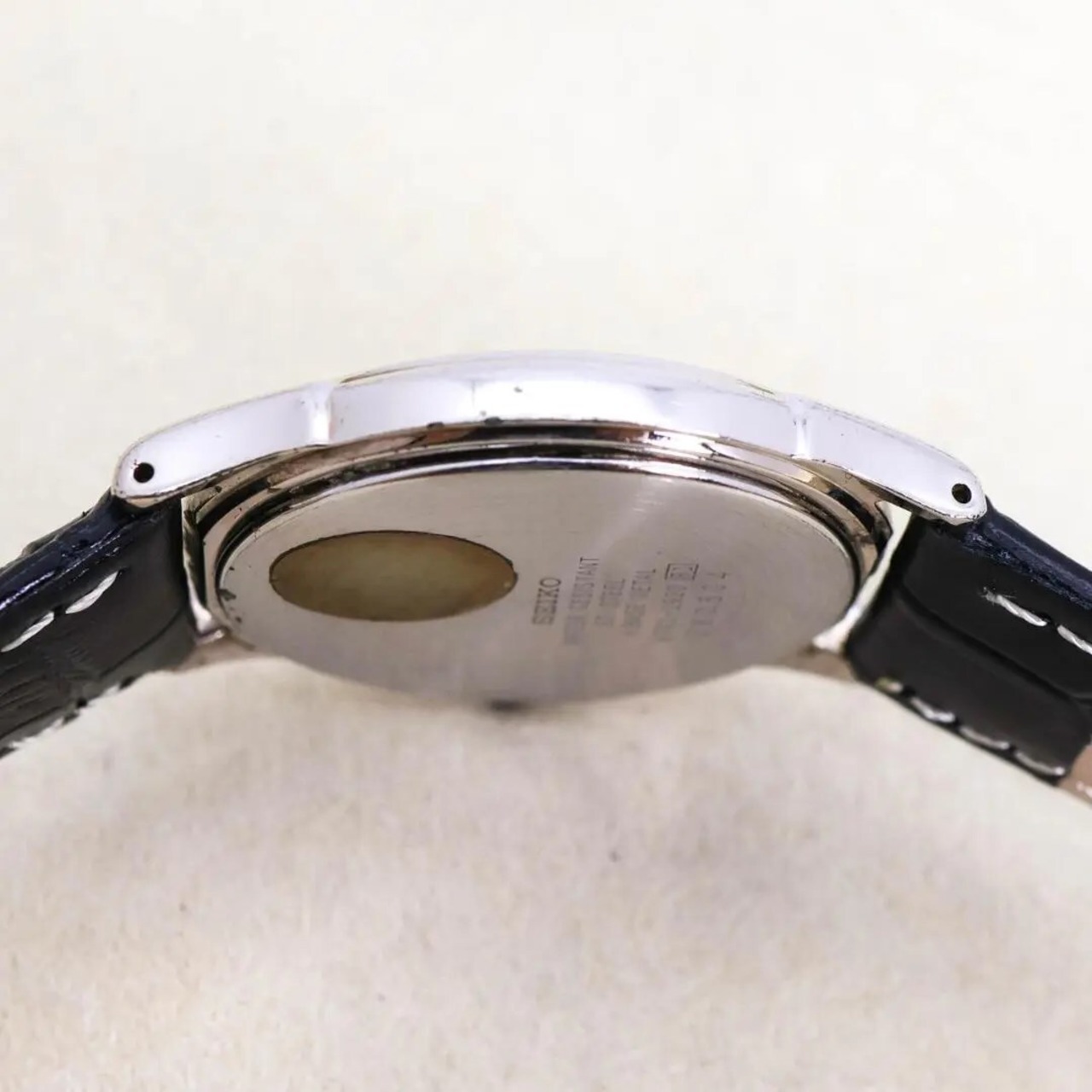 ◇希少 稼働 SEIKO 腕時計 ゴールド文字盤 新品電池 シンプル レザー l 