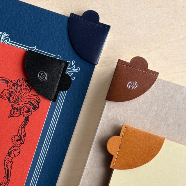 2枚セット 本革リバーシブルしおり 2通りの使い方ができる
