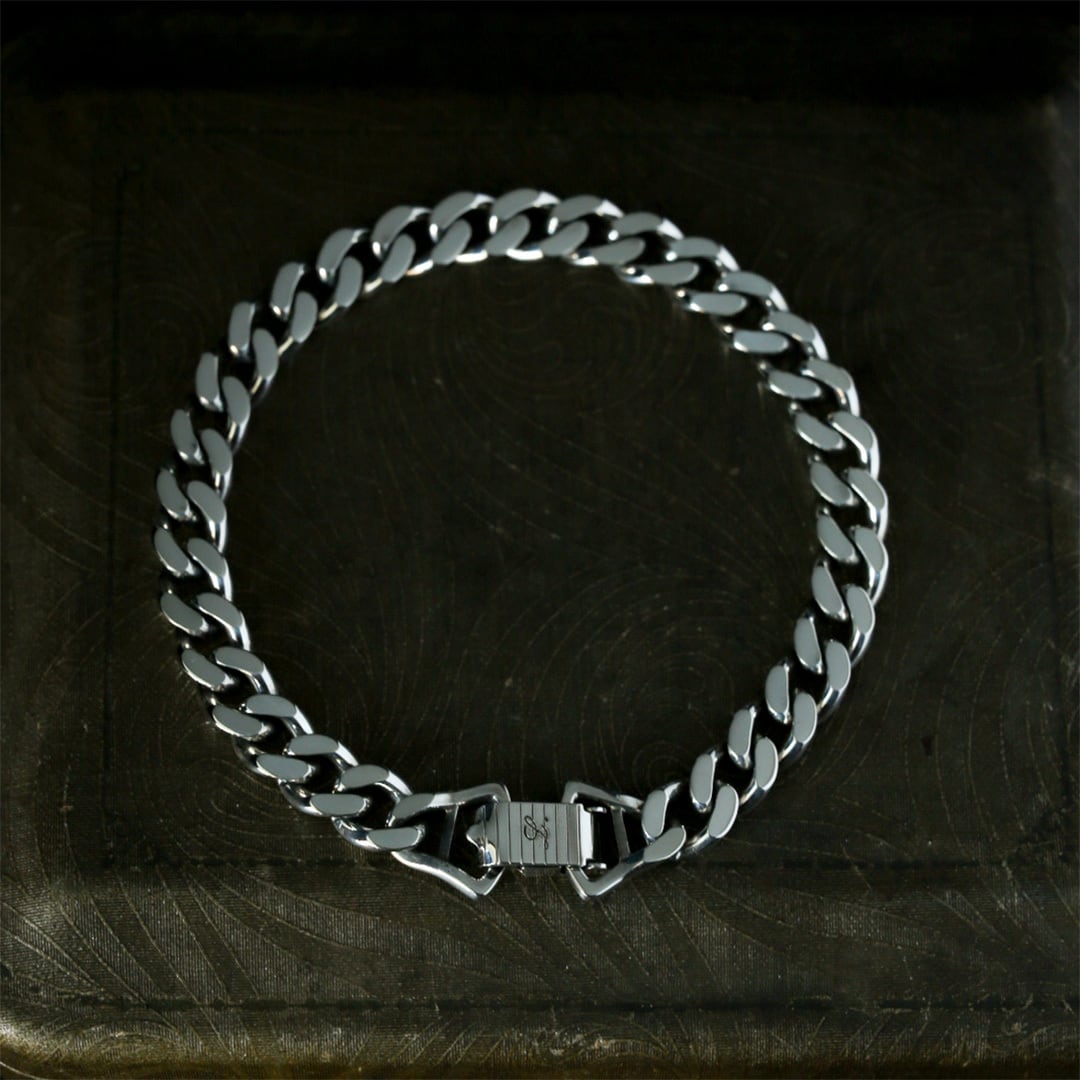 BRACELET Ⅴ | LONESOME. BRACELET Ⅴ | LONESOME.