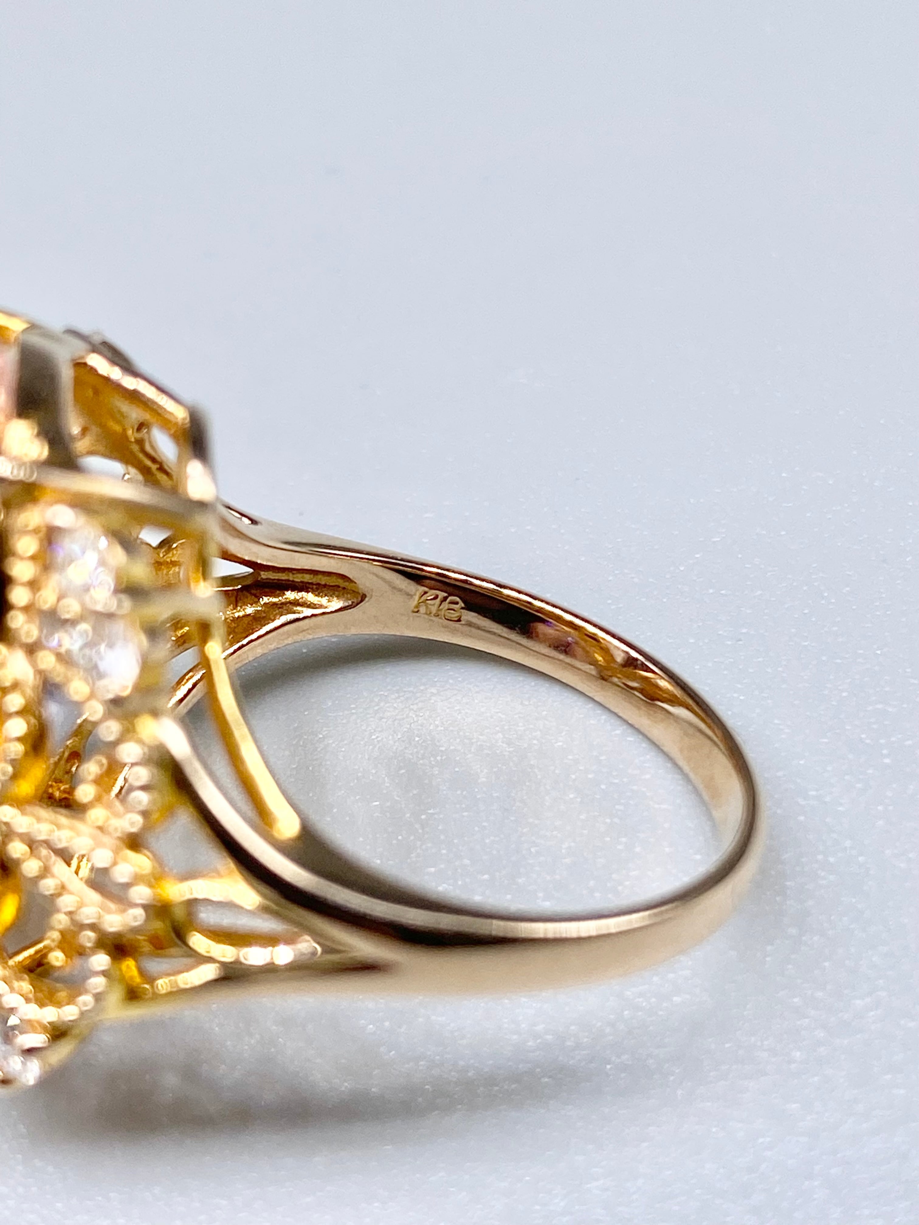 モルガナイト 7.27ct / ダイヤモンド 計0.27ct K18 リング 12号