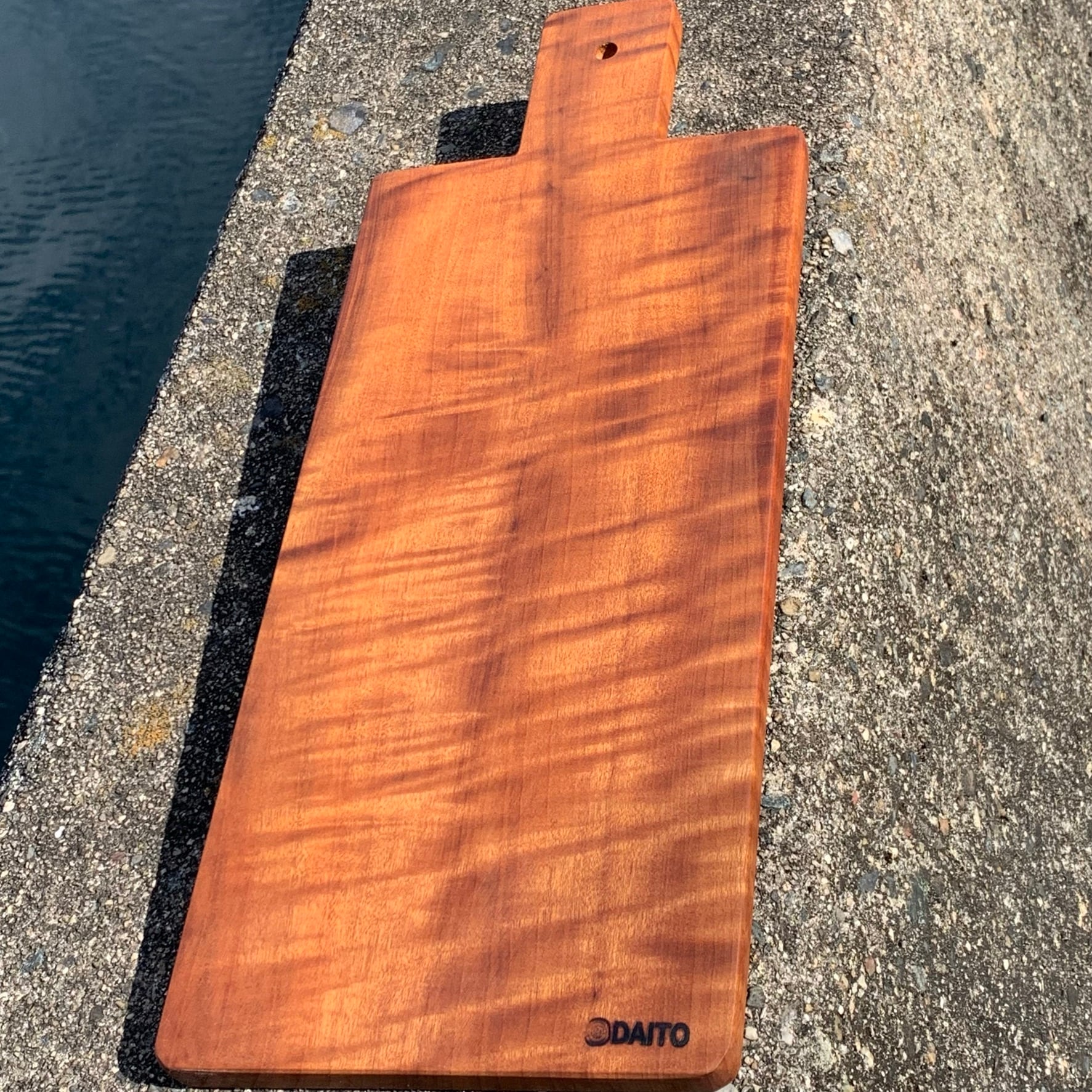 希少材！「紅椨（ベニタブ）ver2」 T型ワイドの材木屋のカッティング