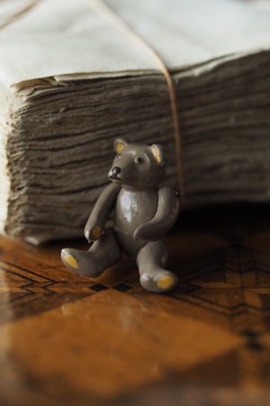 ミニミニミニチュアなテディ-antique miniature teddy bear