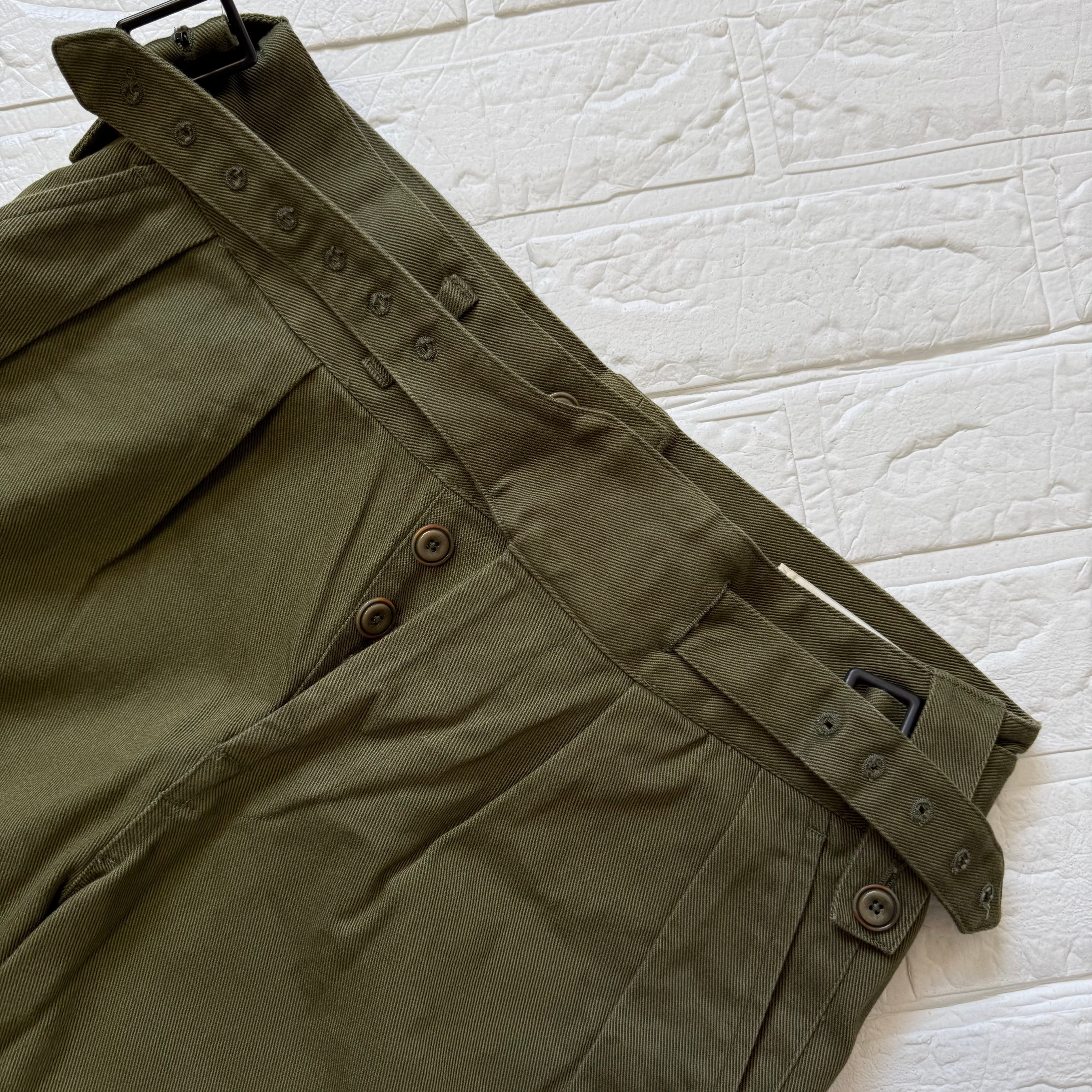 GTA × BEAMS F コットンツイル グルカパンツ カーキグリーン サイズ42