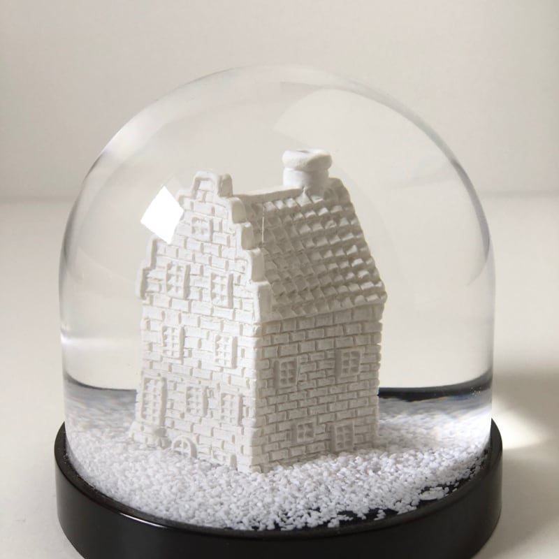 スノーグローブ オランダ ハウス アパートメント 家 | Sensitivity and