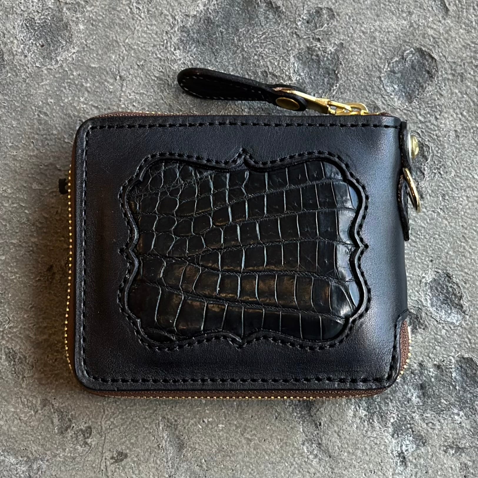 限定商品】ビルフォールド ラウンドジップ ホーンバックテイル 