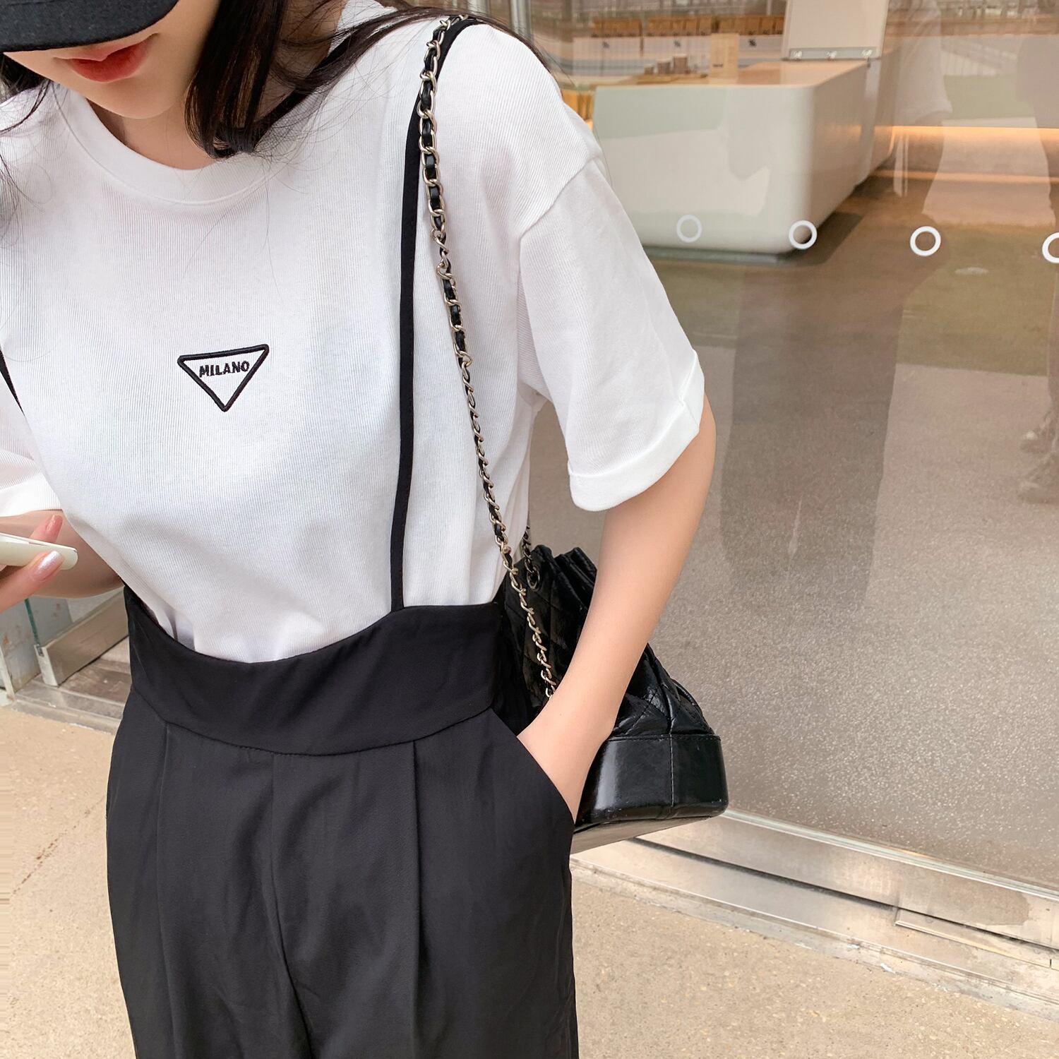 スプリングスタンダードスタイルラウンドネック半袖スリーブTシャツ ブラックトップス ショート レトロ ハーフスリーブ 春物 Oネック 6Du_Shop_Women98322752156