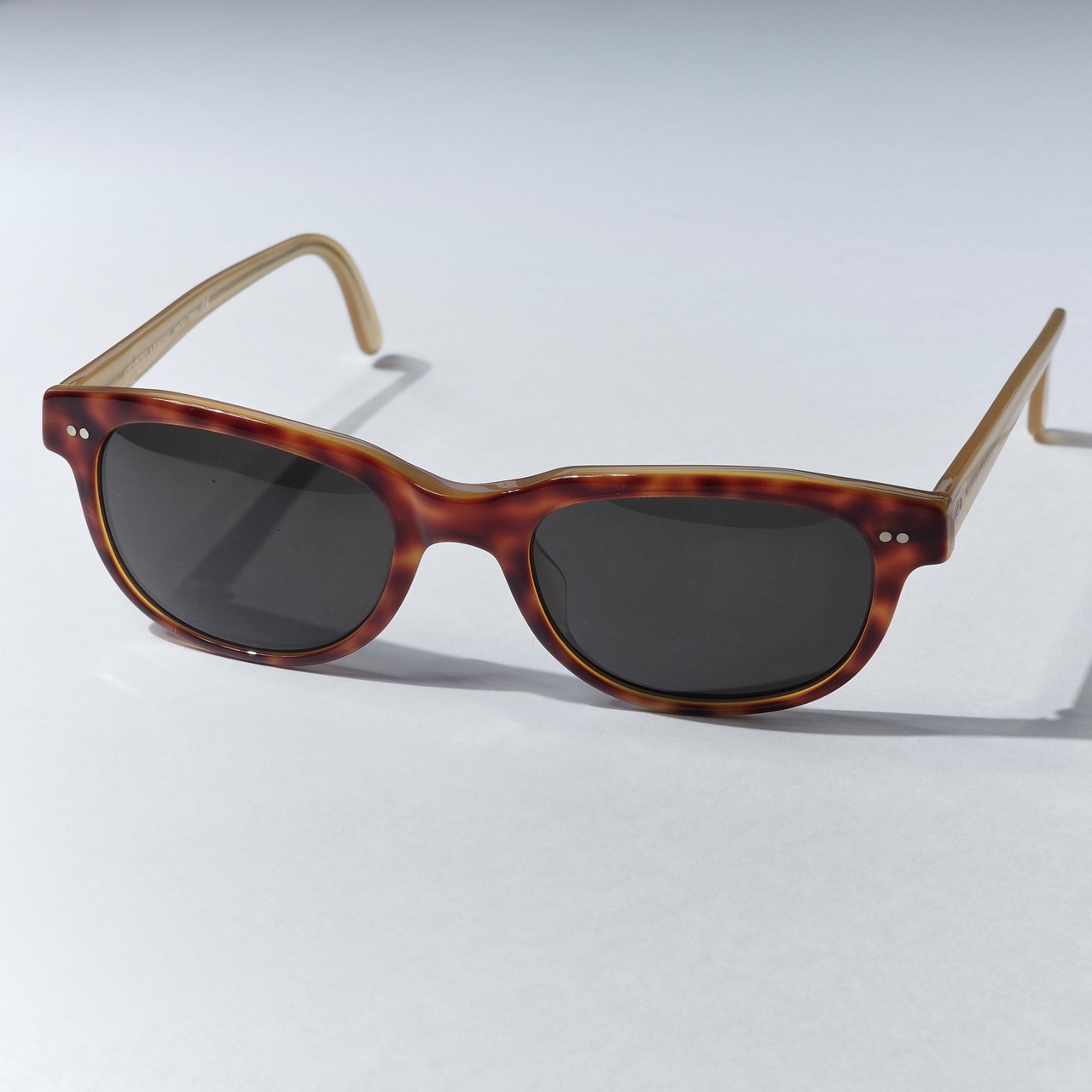 "GIORGIO ARMANI" SUNGLASSES