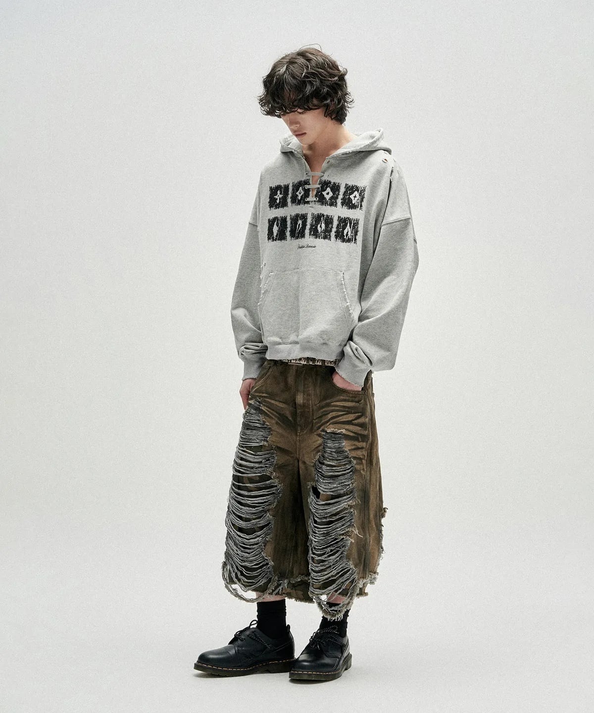 ☆TXT ボムギュ 着用！！【NOT4NERD】Dying Ember Slit Pullover Hood