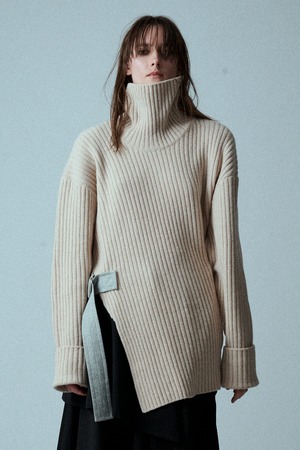 Side Belt Turtle Neck Knit / ｶｼﾐﾔﾌﾞﾚﾝﾄﾞ ｳｰﾙﾘﾌﾞﾆｯﾄ / U734-K01-114
