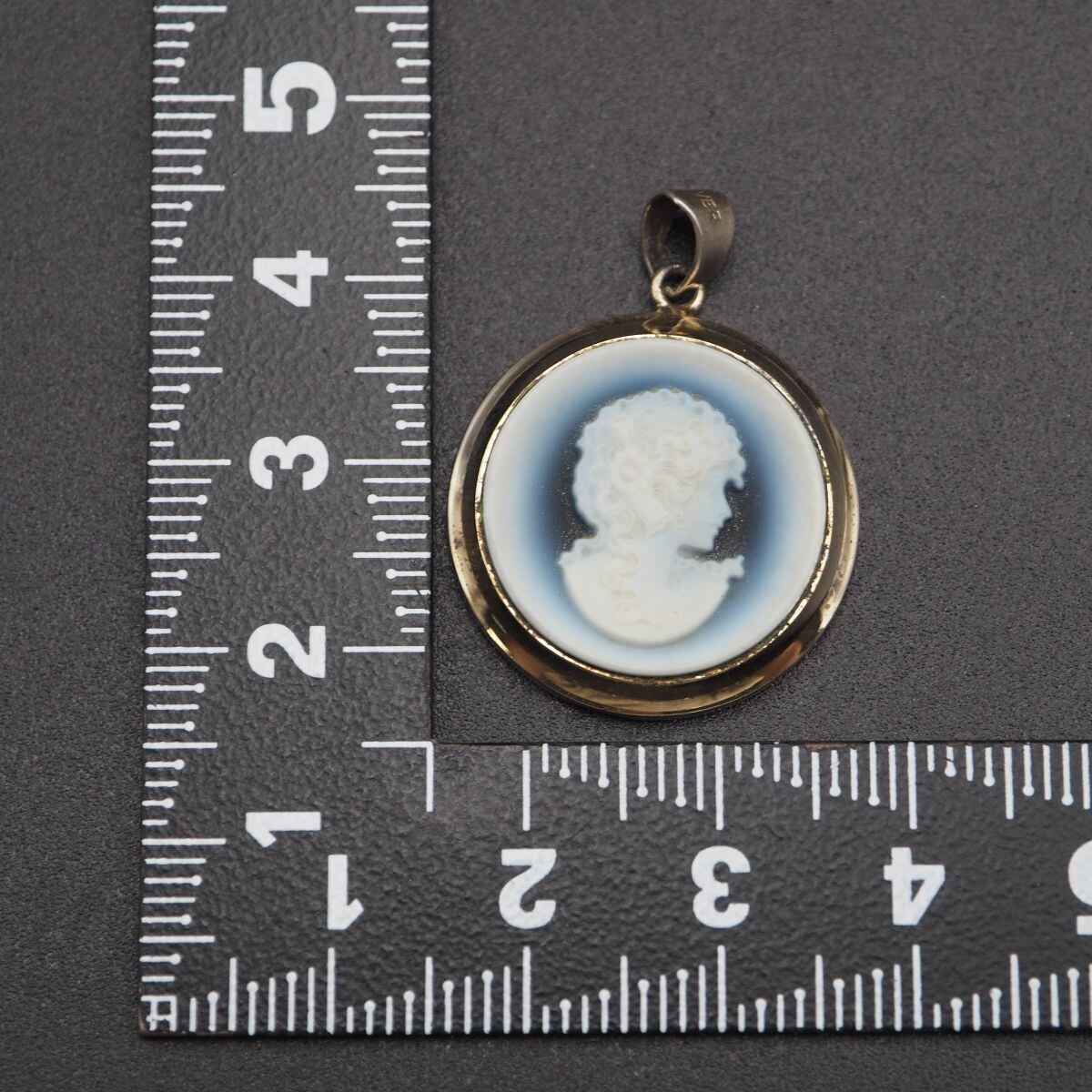 A018 ストーンカメオ ペンダント トップ 女性横顔 デザイン シルバー 