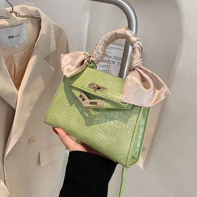 サマーレッド 夏物 スクウェア ハンドバッグ 手作りハンドバック83800830580