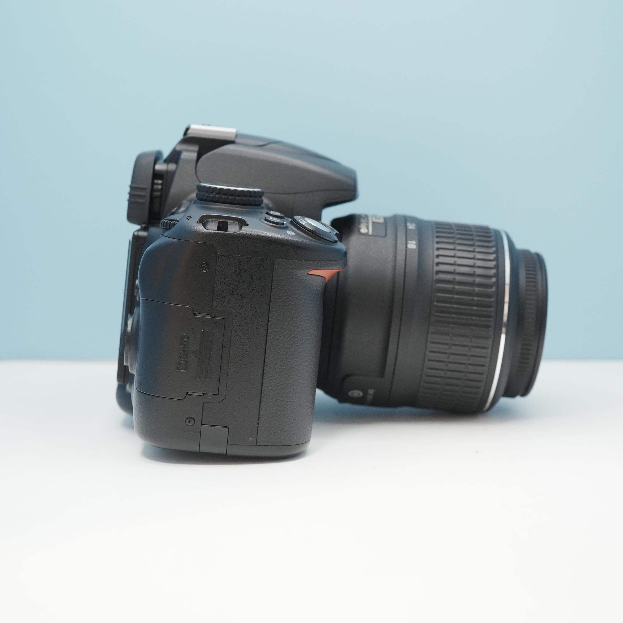 Nikon D5000 一眼レフ スマホ転送OK フルセット 美品 シロクマカメラ