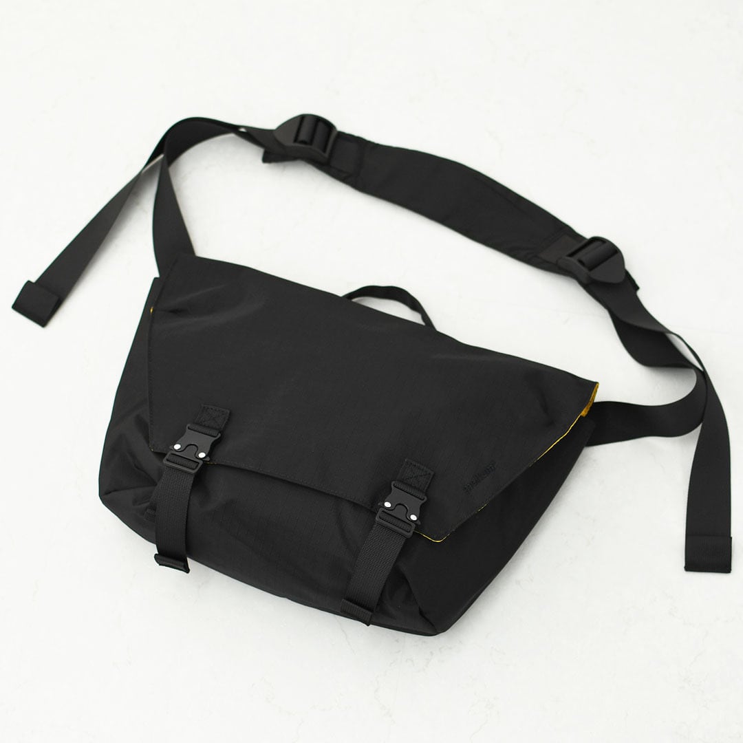 ま*こ様 メッセンジャーバッグmeltumメルタムM meltum [メルタム] COMPACT MESSENGER BAG [MTM-BG-0375-26