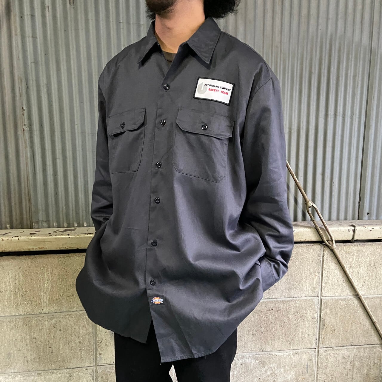 ビッグサイズ 90年代 USA製 ビンテージ Dickies ディッキーズ 企業ロゴ ワッペン 長袖 ワークシャツ 90s ヴィンテージ  メンズ2XL相当 古着 グレー 大きいサイズ【長袖シャツ】【3anniv】 | cave 古着屋【公式】古着通販サイト