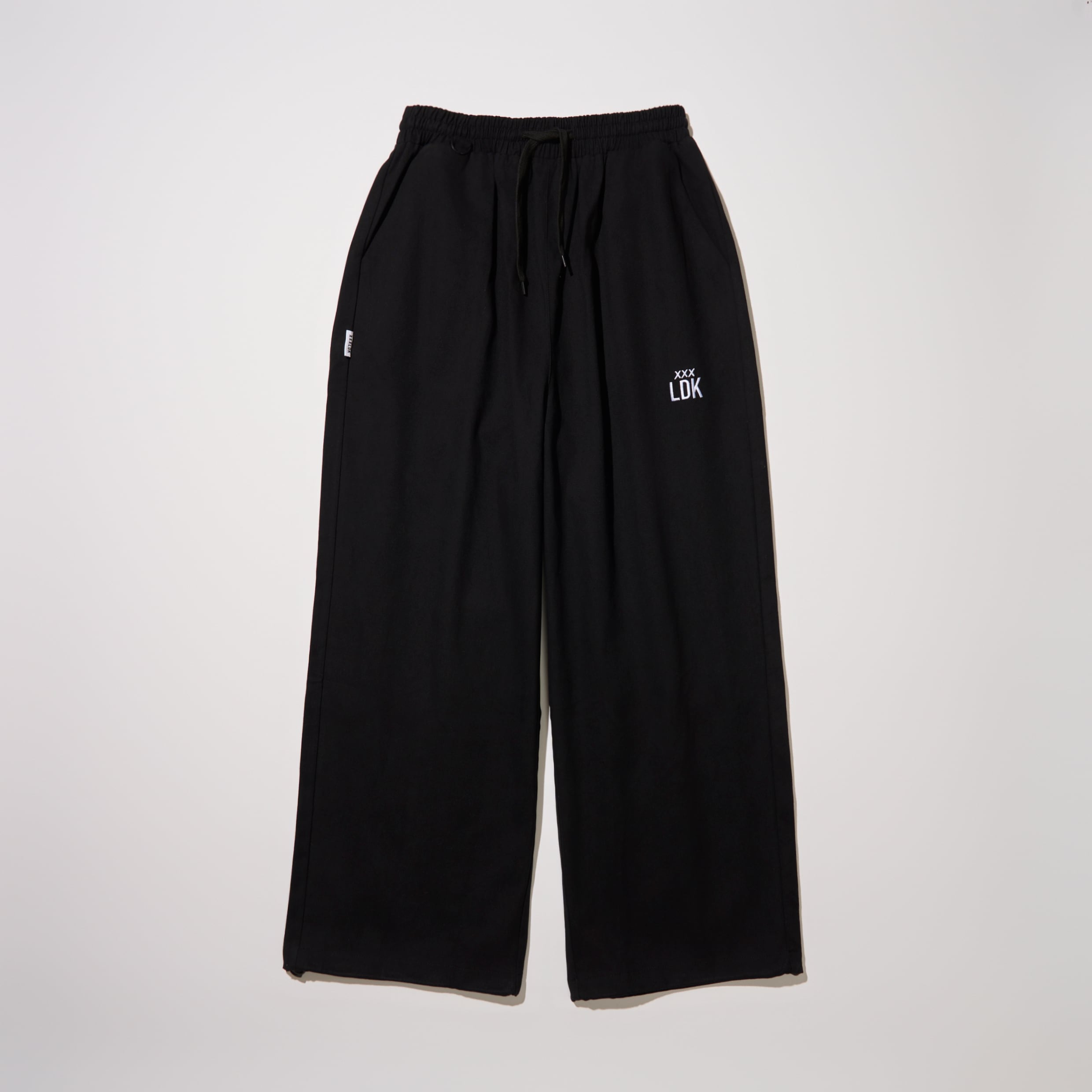 SIGNATURE™︎ Trousers | XXXLDK®︎ Official site.