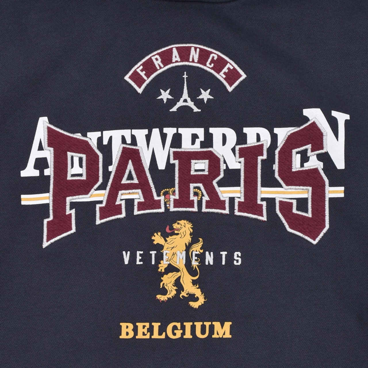 【VETEMENTS】MERGED DOUBLE HOOD EMBROIDERED TOURIST H - 5