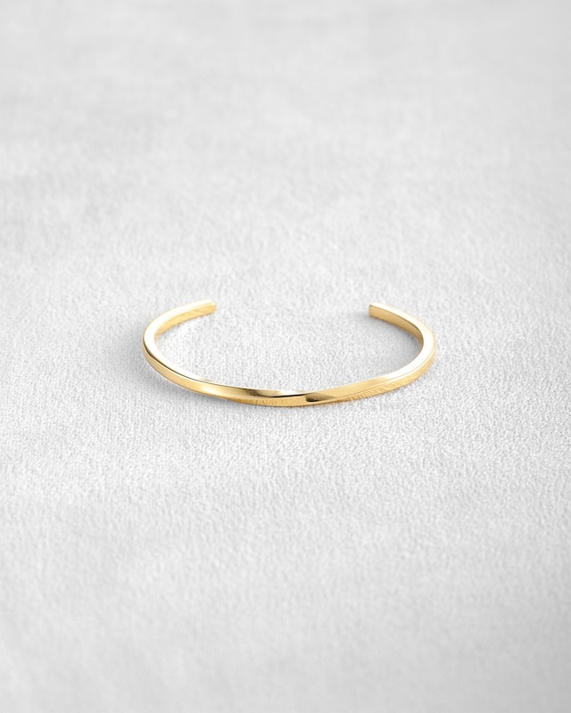 Twist bangle