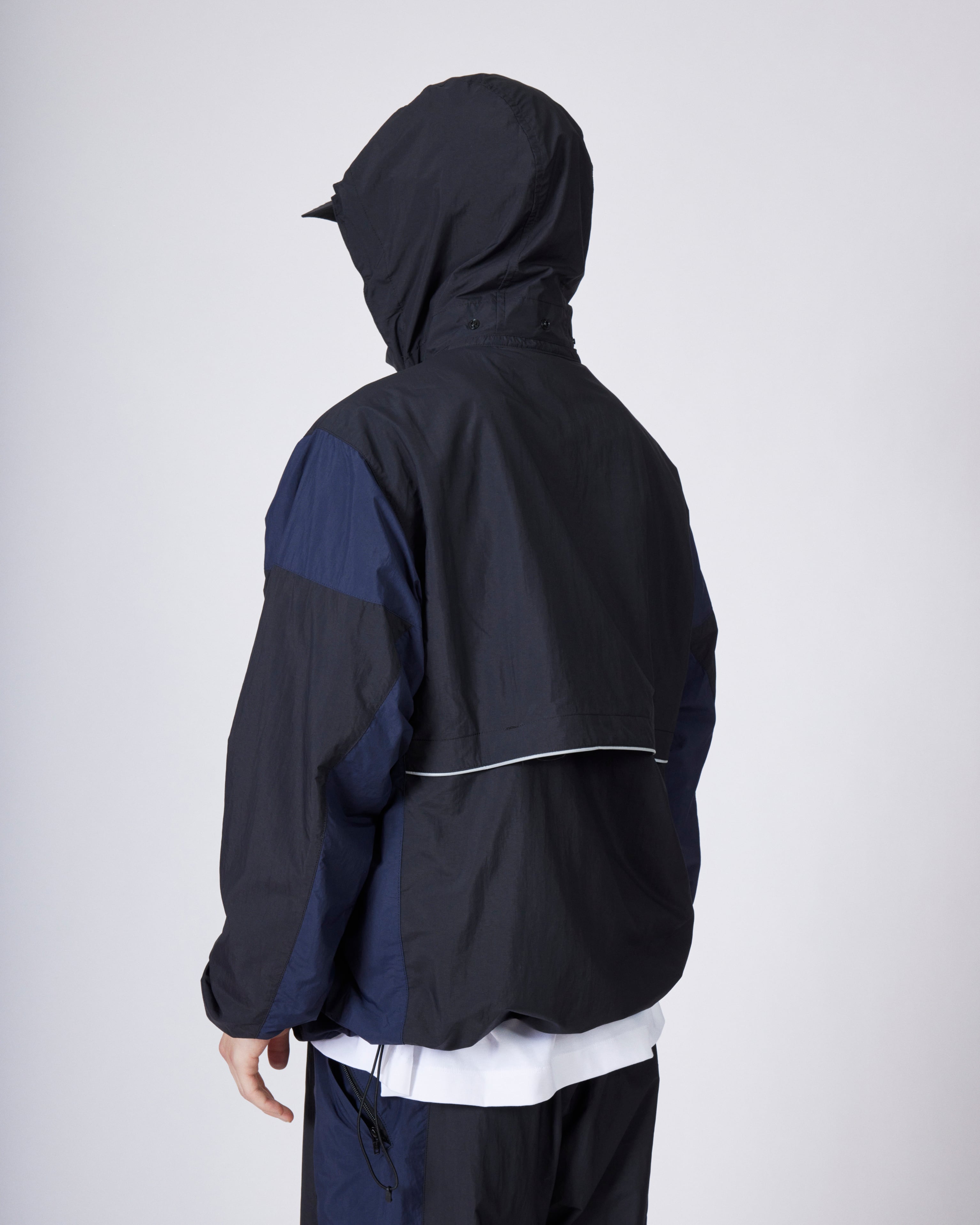 everyone two-tone light weight nylon jacket (BLACK/NAVY) | everyone