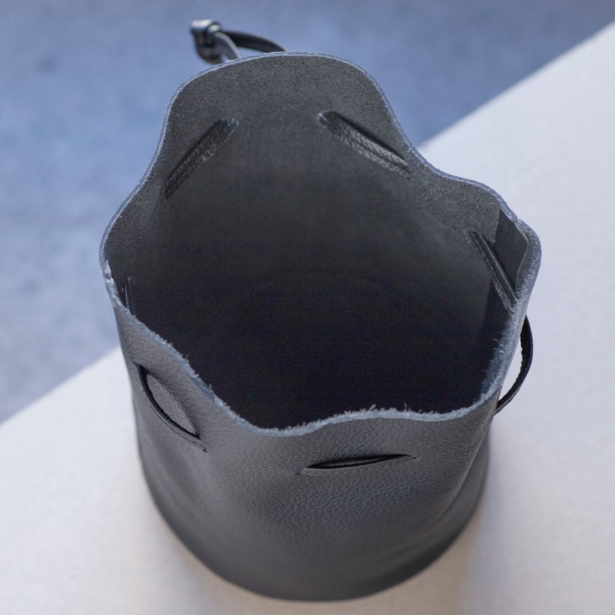 コンパクト巾着バッグ (マットシュリンクレザー) 【ma-02ss