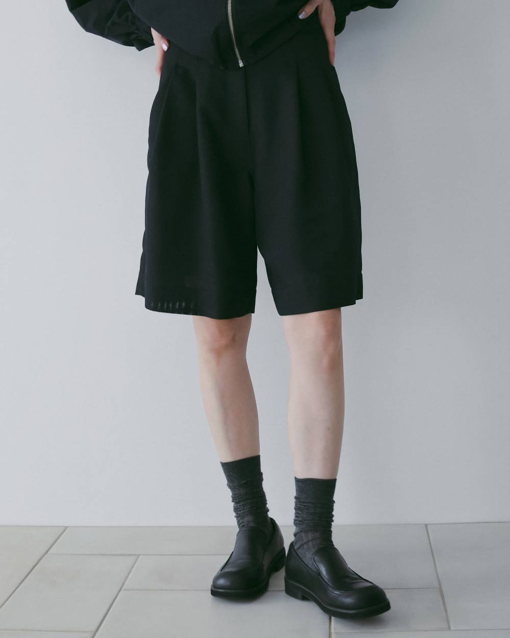 anuke(アンヌーク) Tuck Half Pants | サウスオレンジ｜メンズ
