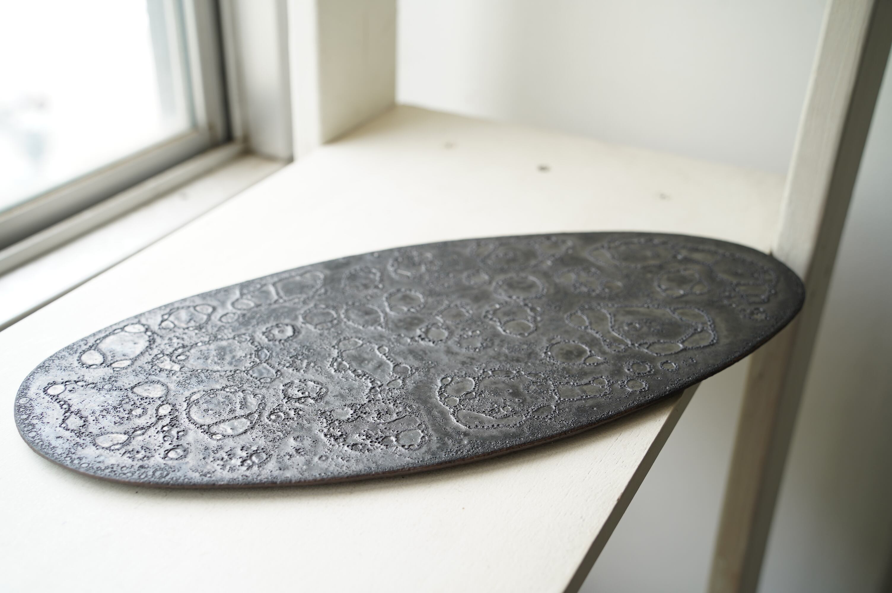 moon plate 楕円(幅32cm) 山下寛兼 2